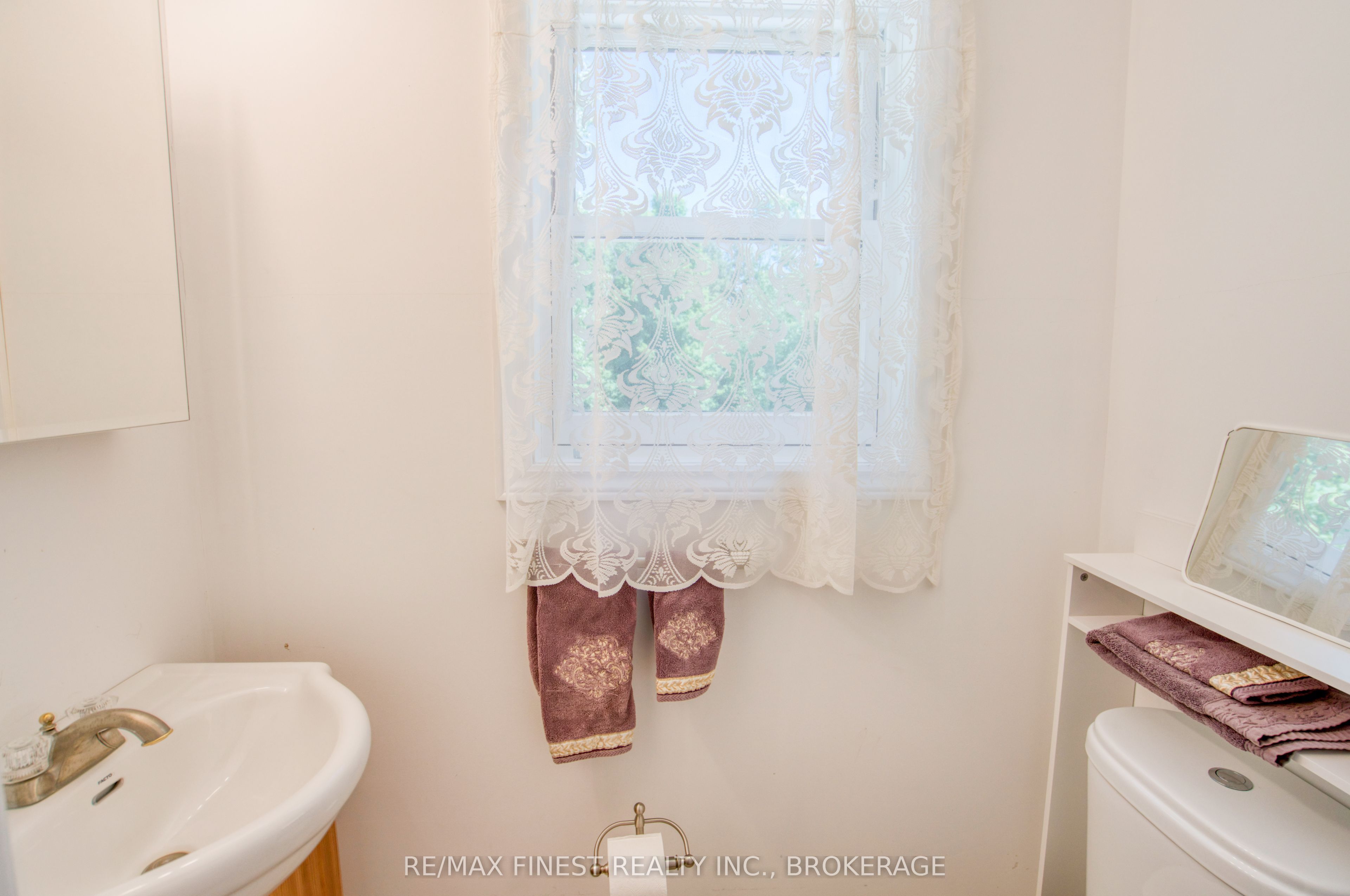 1252 Clement Road Property Photo 24