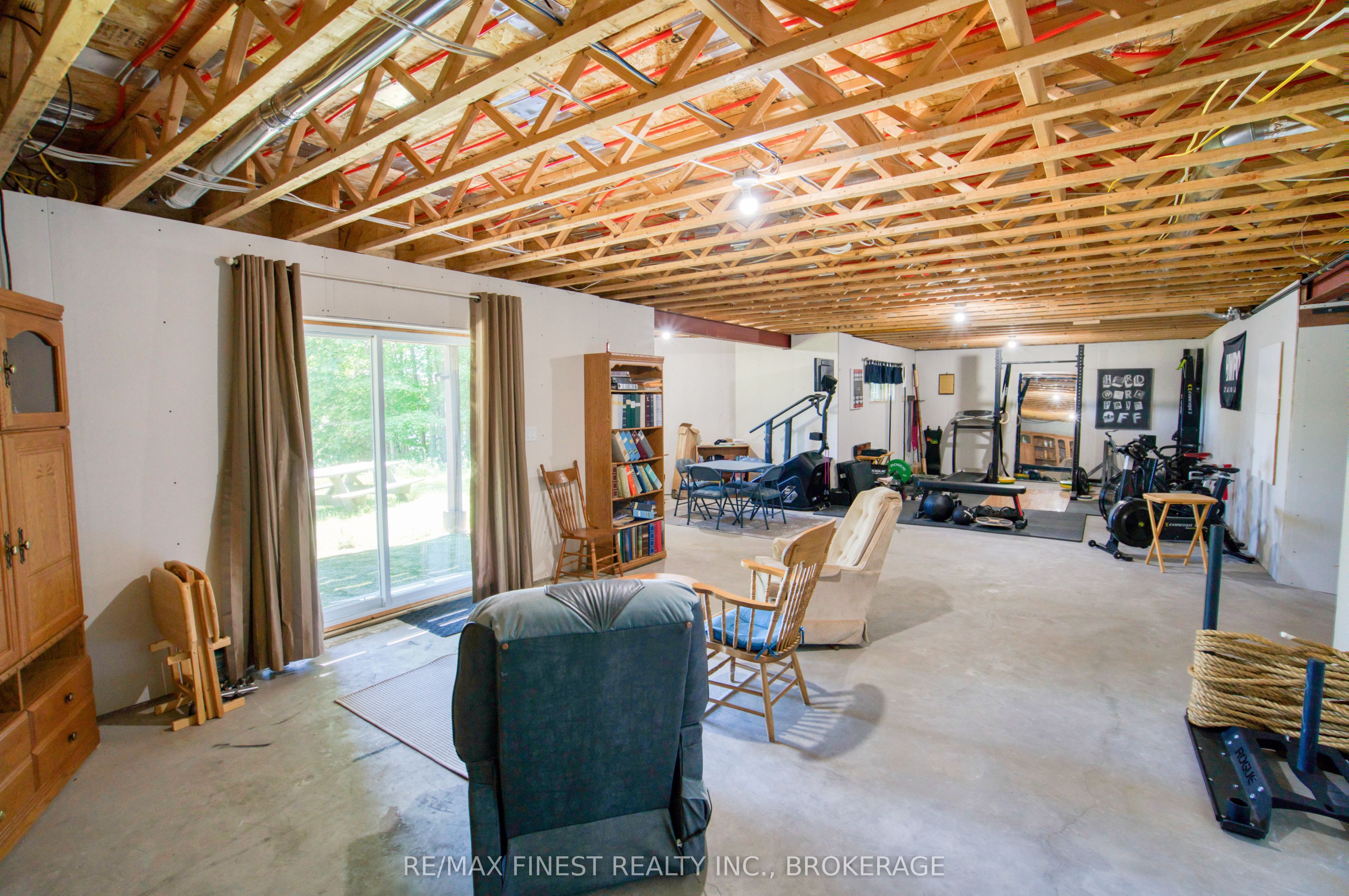 1252 Clement Road Property Photo 36