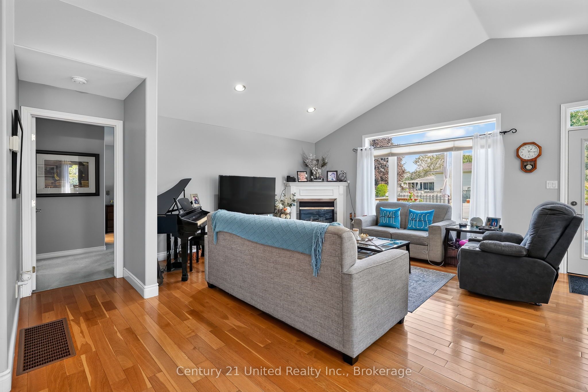 65 Division Street Property Photo 12