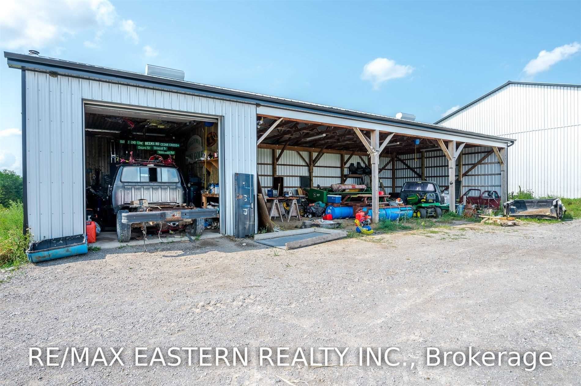 583 Second Line Property Photo 6