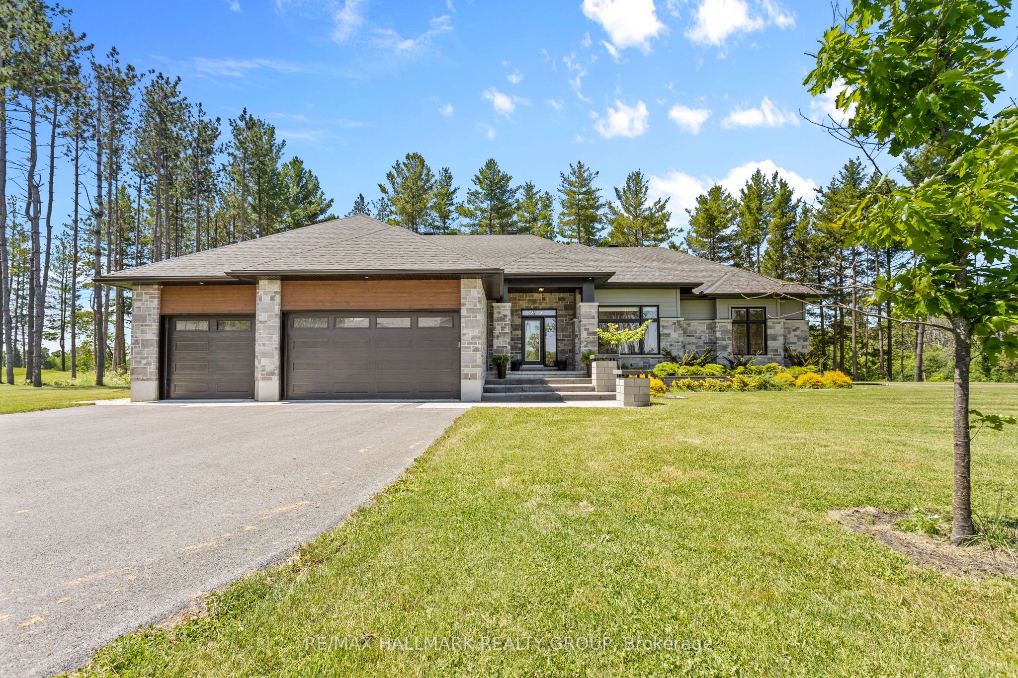 412 Butler Farm Road Property Photo 1