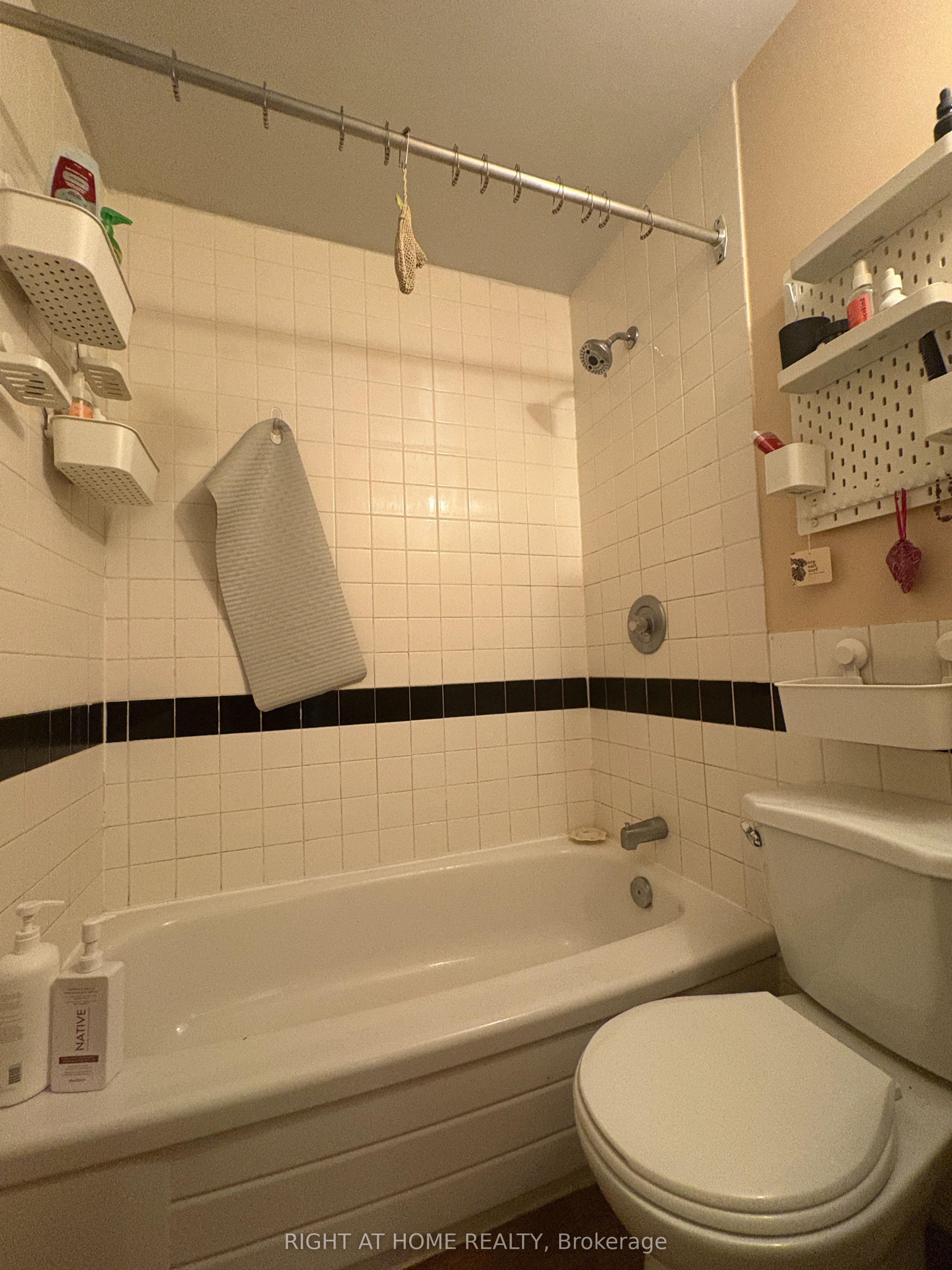 409 Preston Street A Property Photo 5