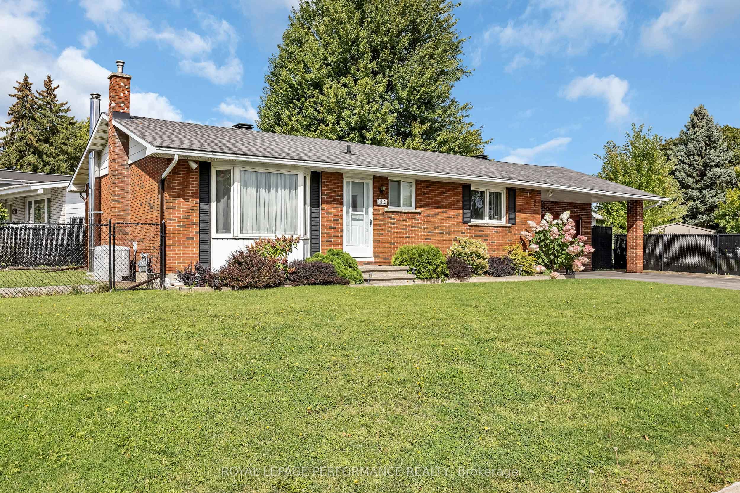 1410 Major Road Property Photo 5