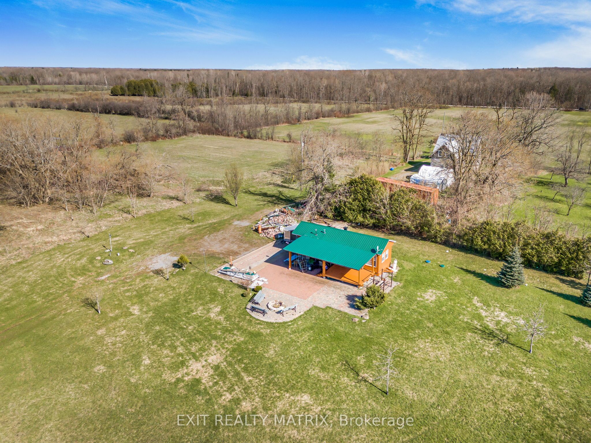 19209 Kenyon Concession 7 Road Property Photo 5