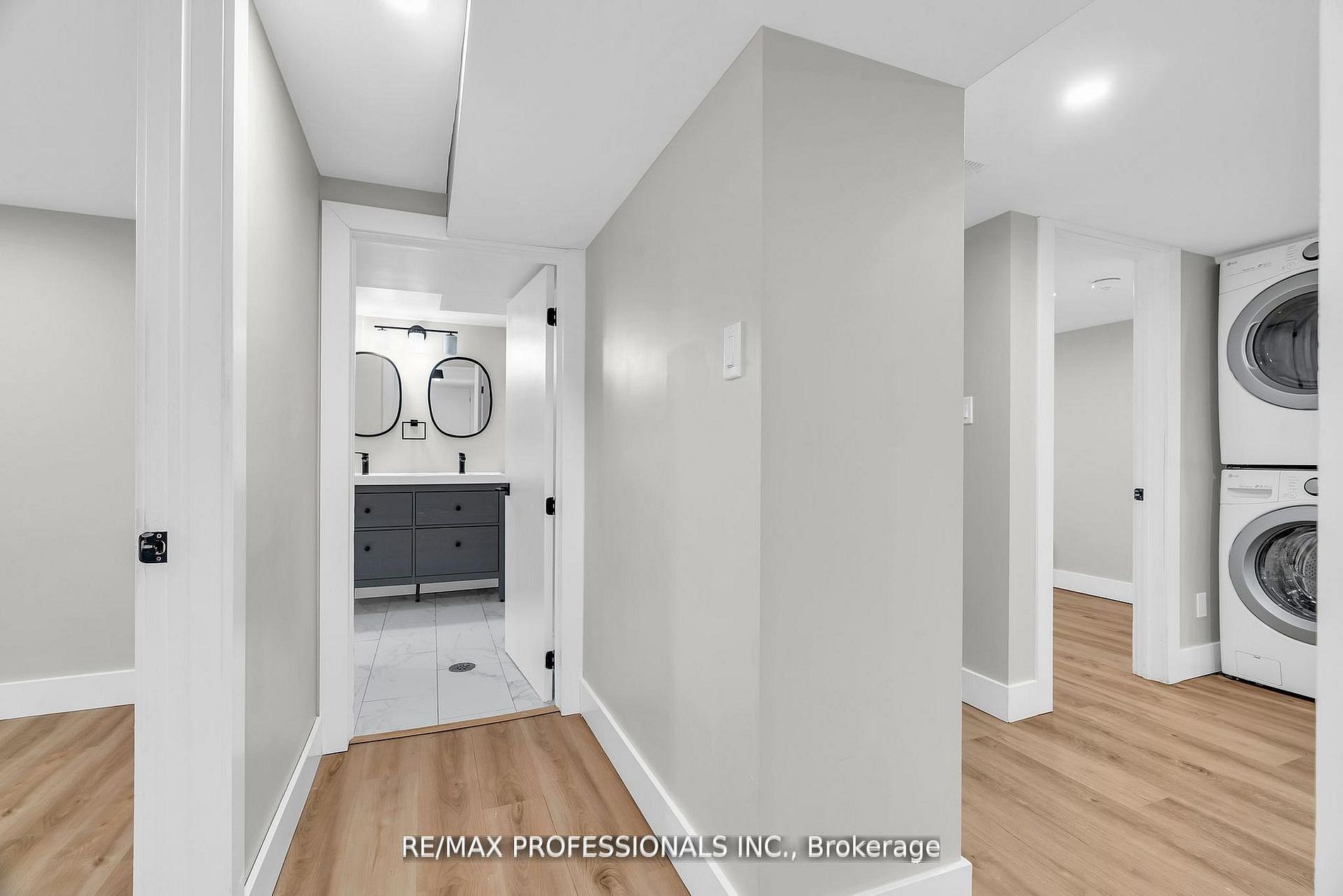 139 Byron Avenue Lower Property Photo 9