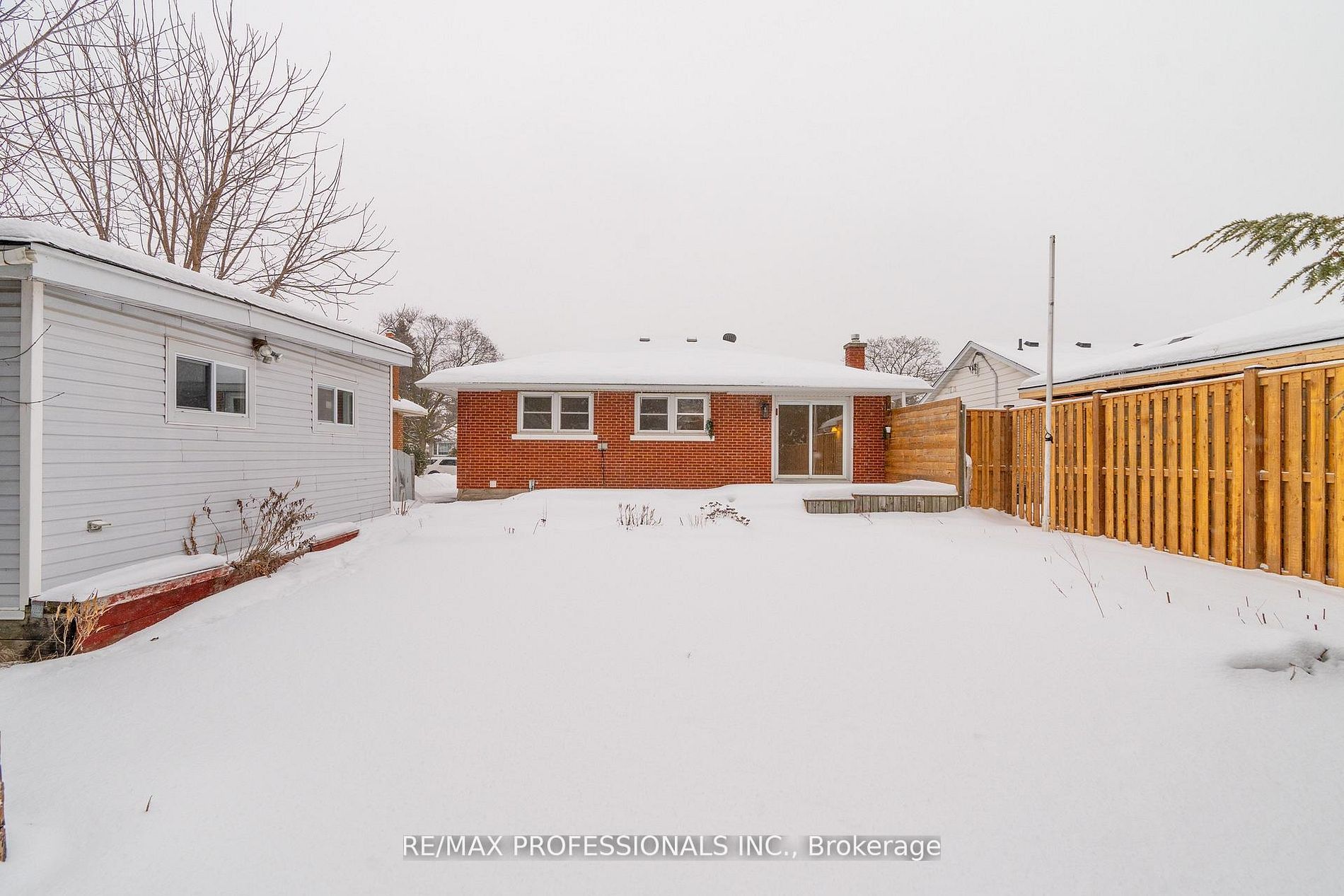 139 Byron Avenue Lower Property Photo 21