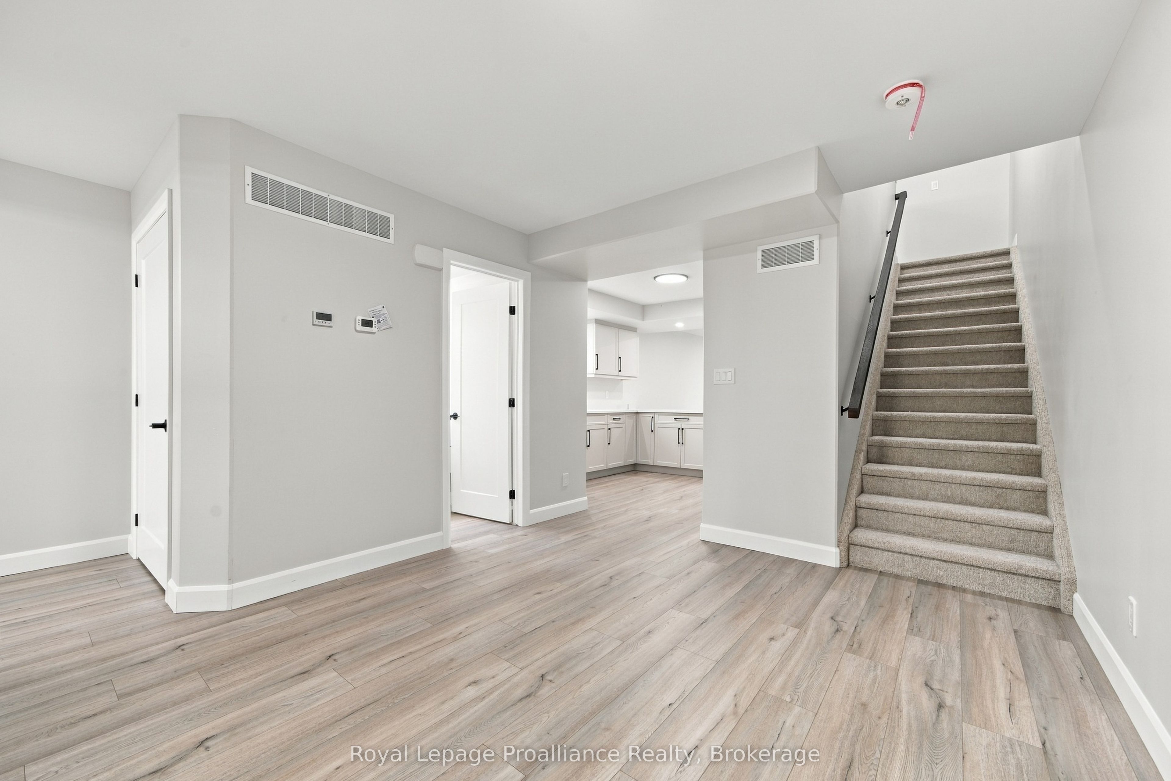 75 Cousins Crescent Property Photo 4