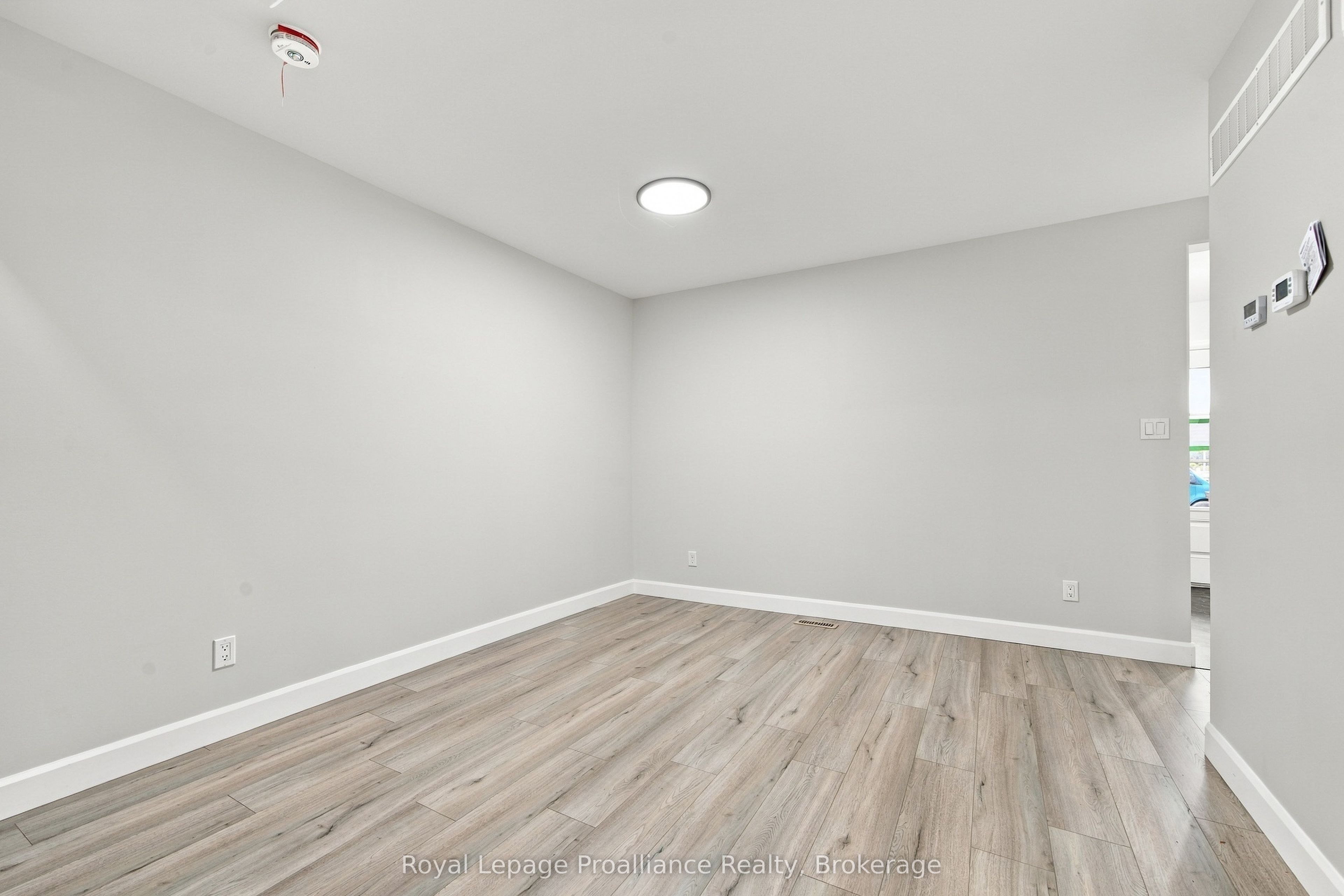 75 Cousins Crescent Property Photo 6