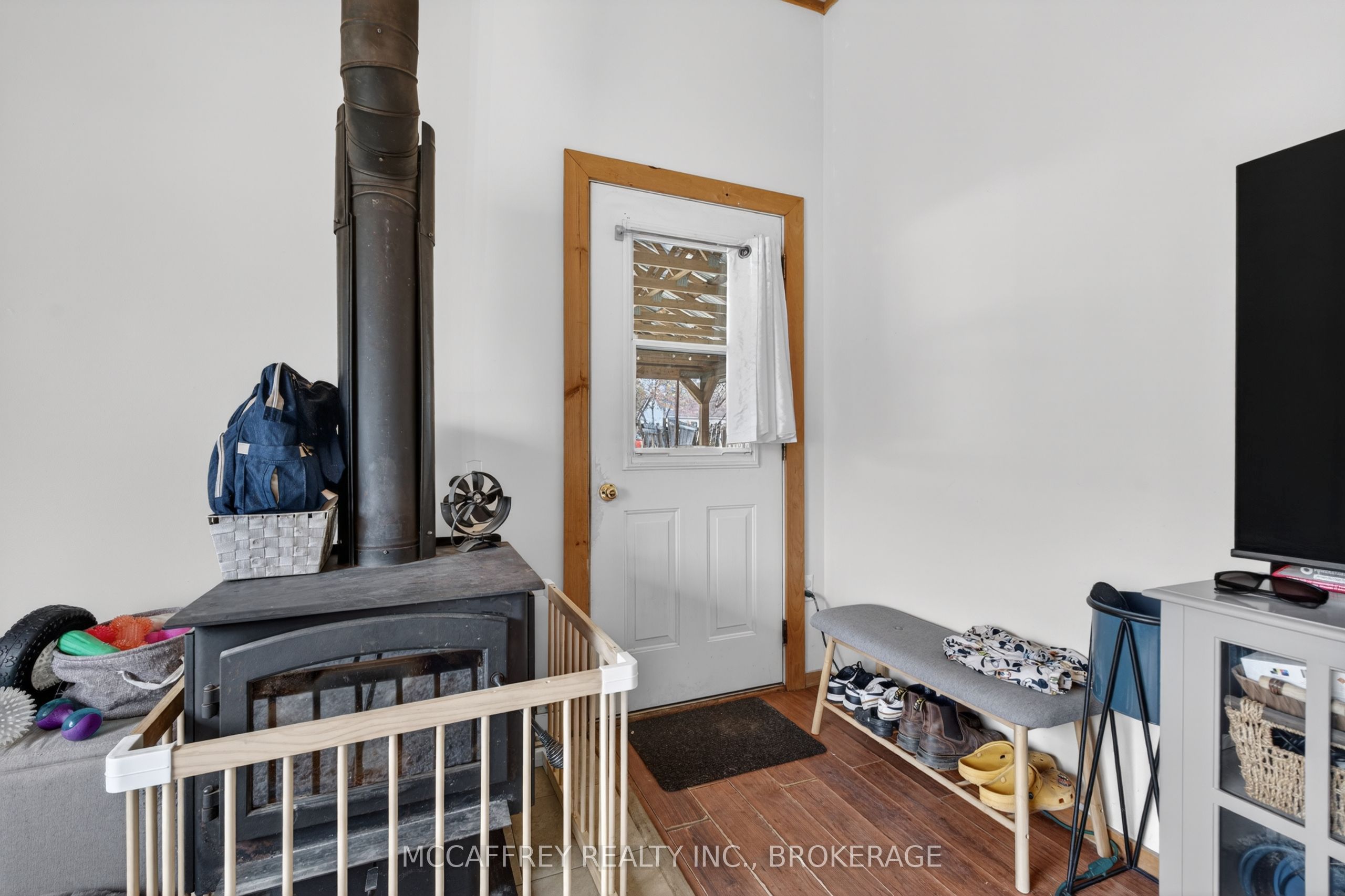 14 Glastonbury Road Property Photo 4
