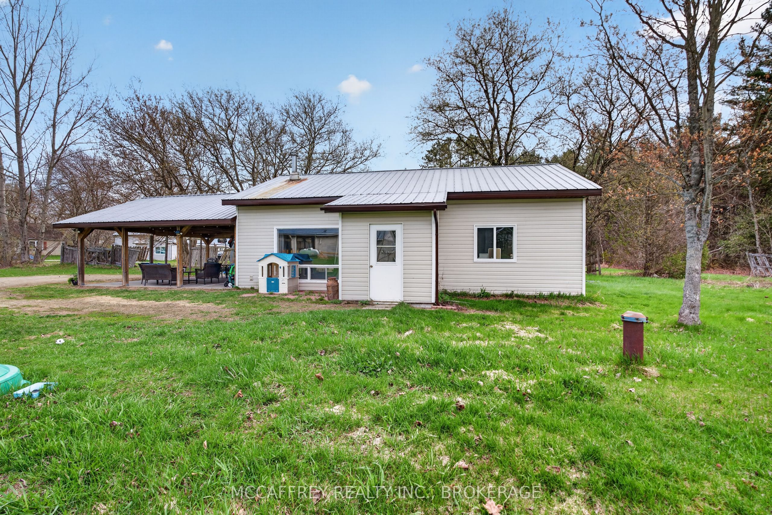 14 Glastonbury Road Property Photo 31