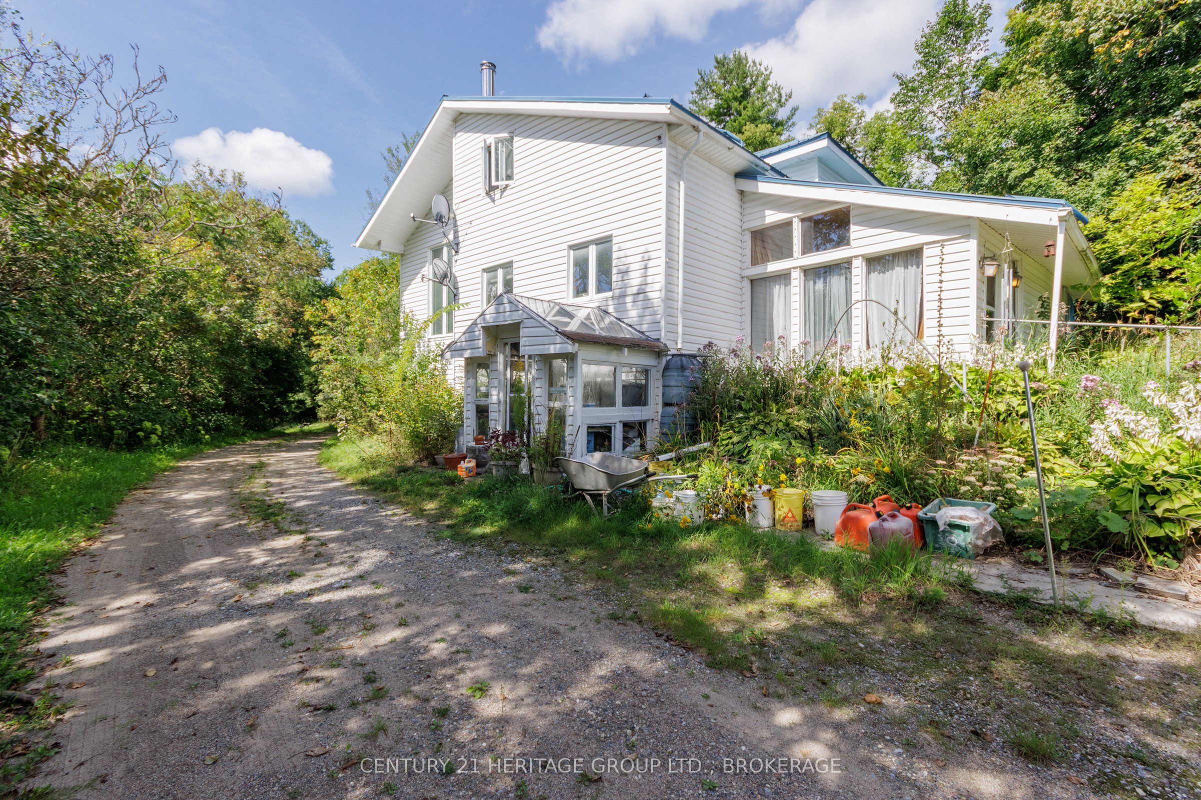1153 Harold Burke Road Property Photo 1