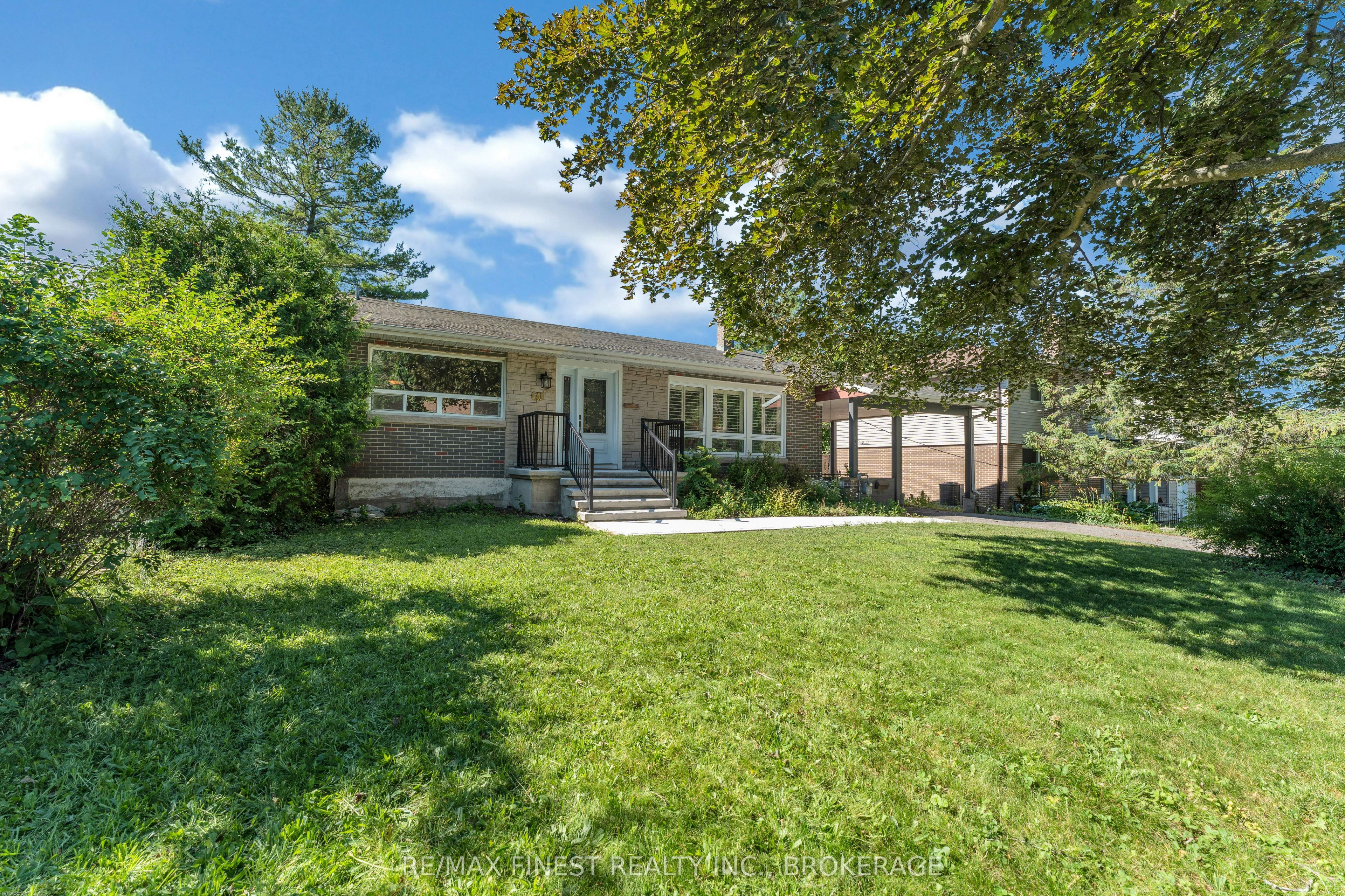 60 Sherwood Drive Property Photo 1