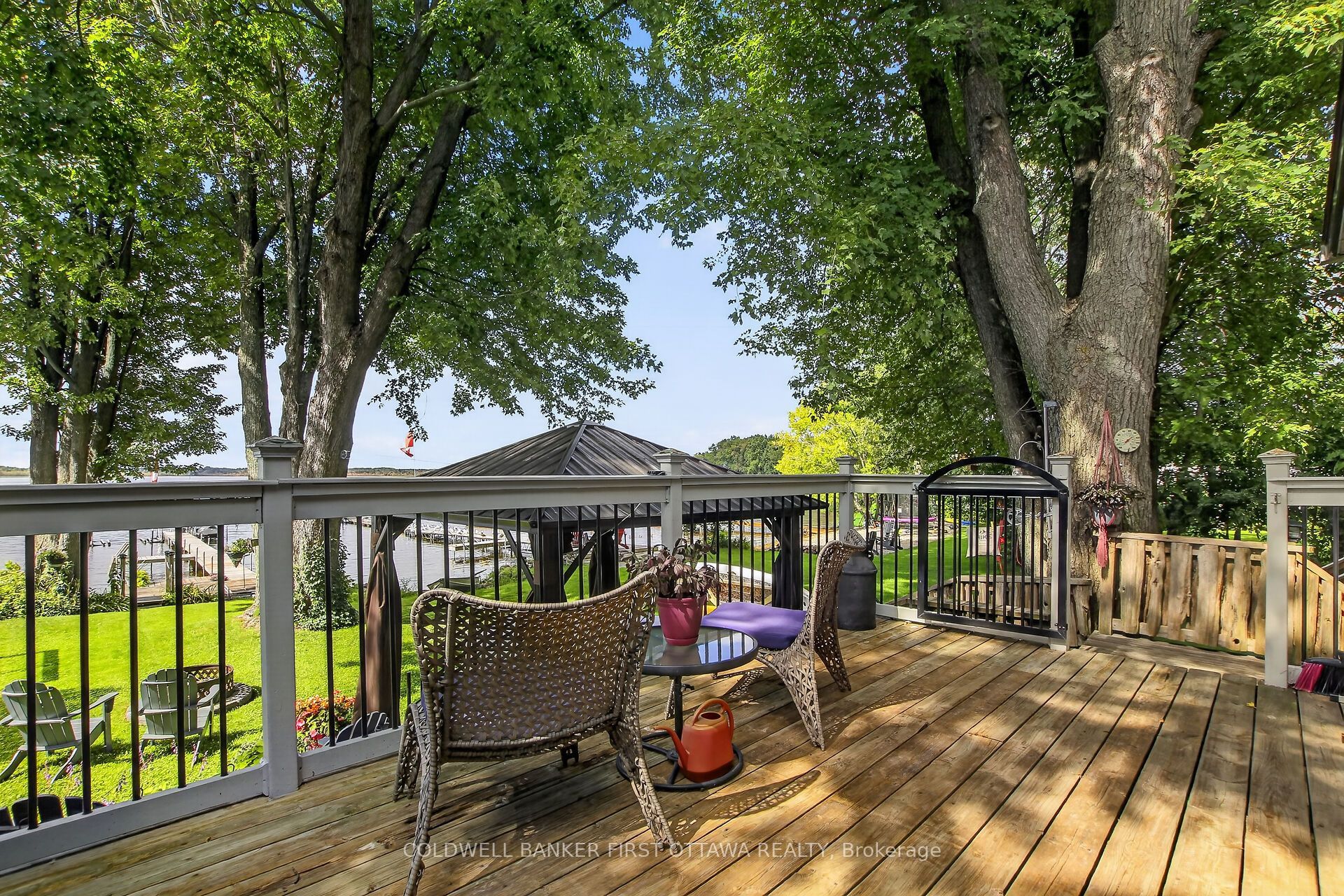 172 Richards Lane Property Photo 18