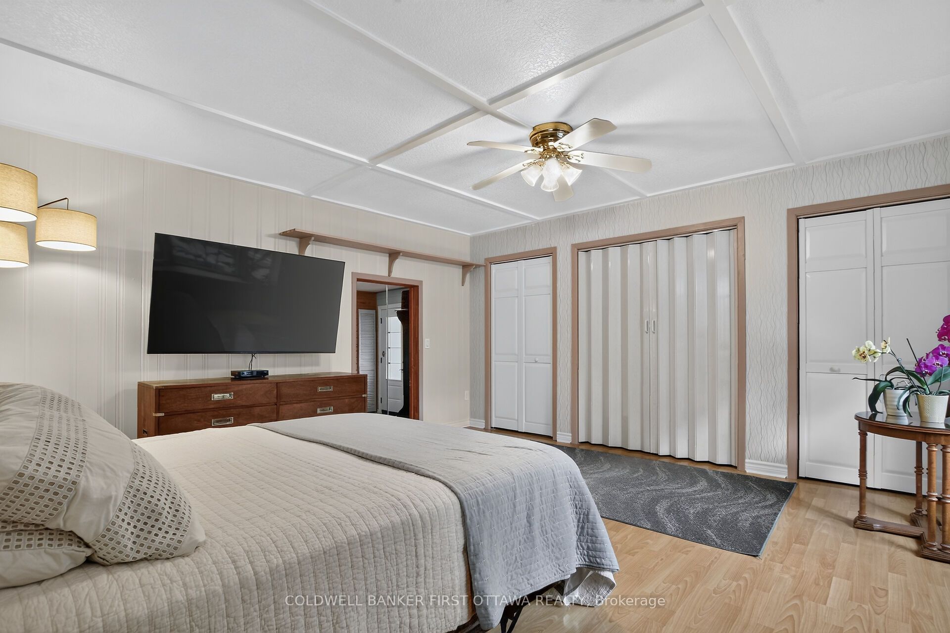 172 Richards Lane Property Photo 30
