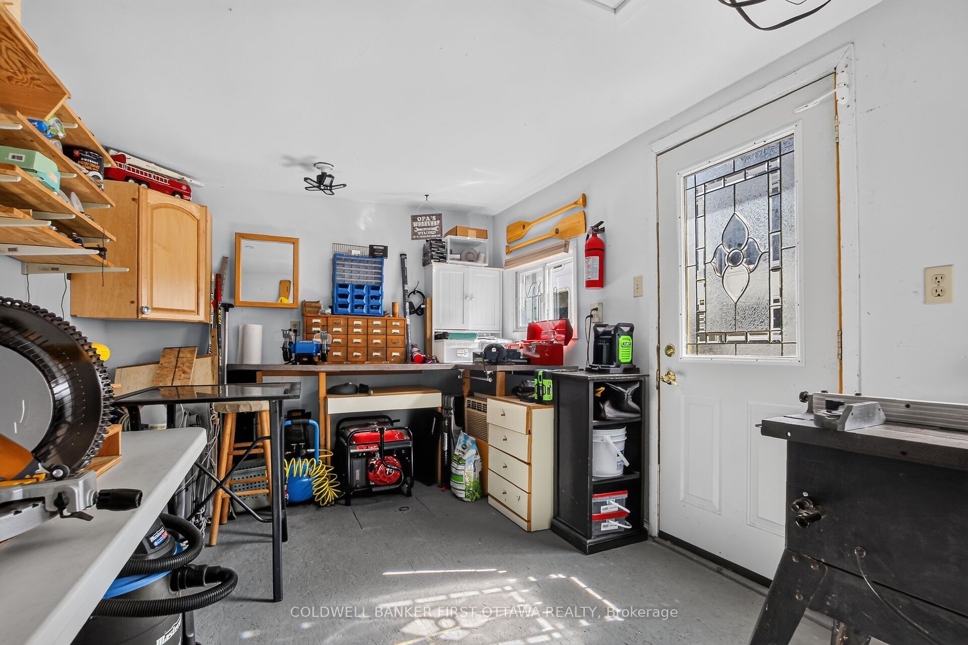 172 Richards Lane Property Photo 46