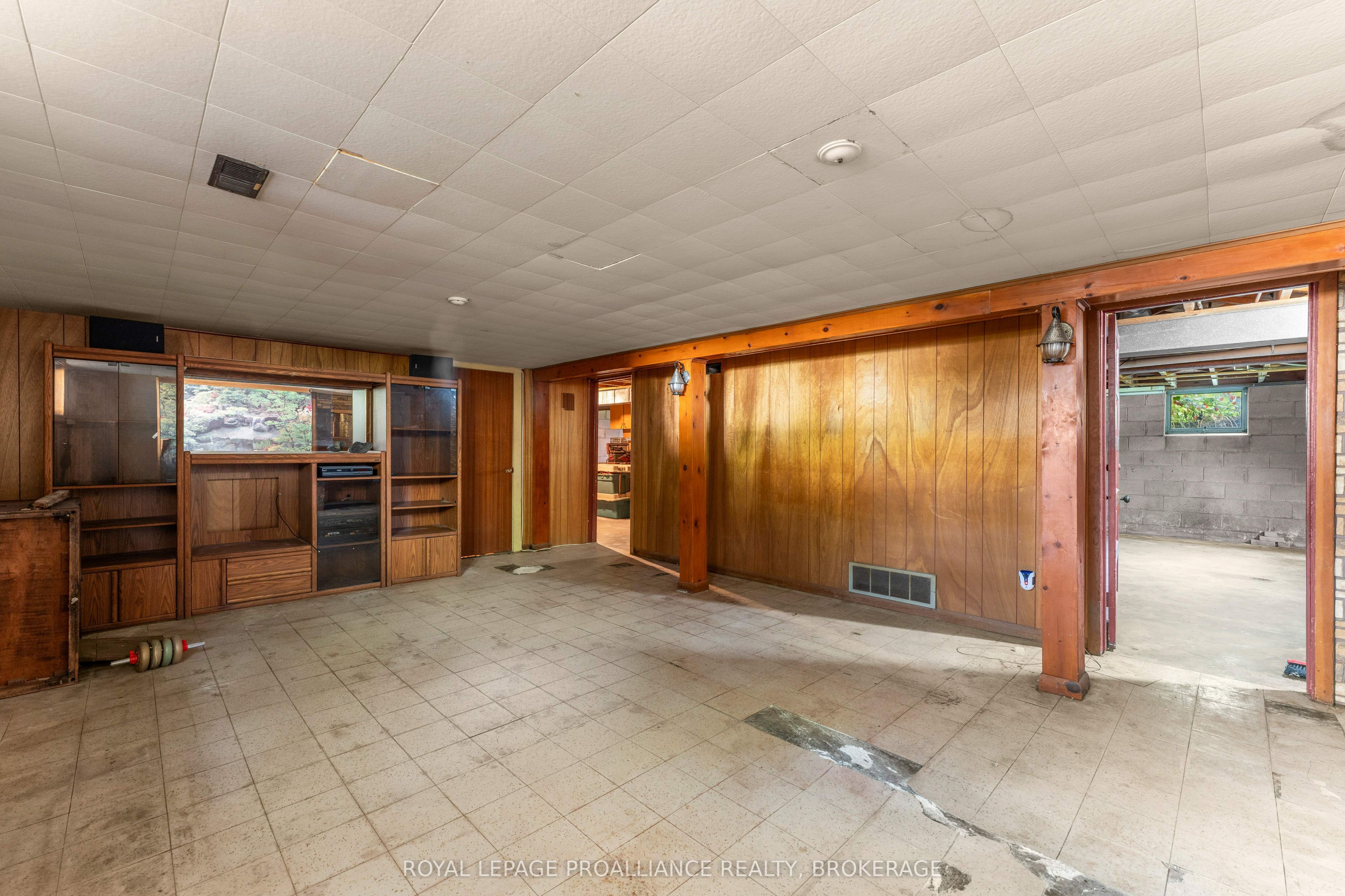 421 Windward Place Property Photo 27