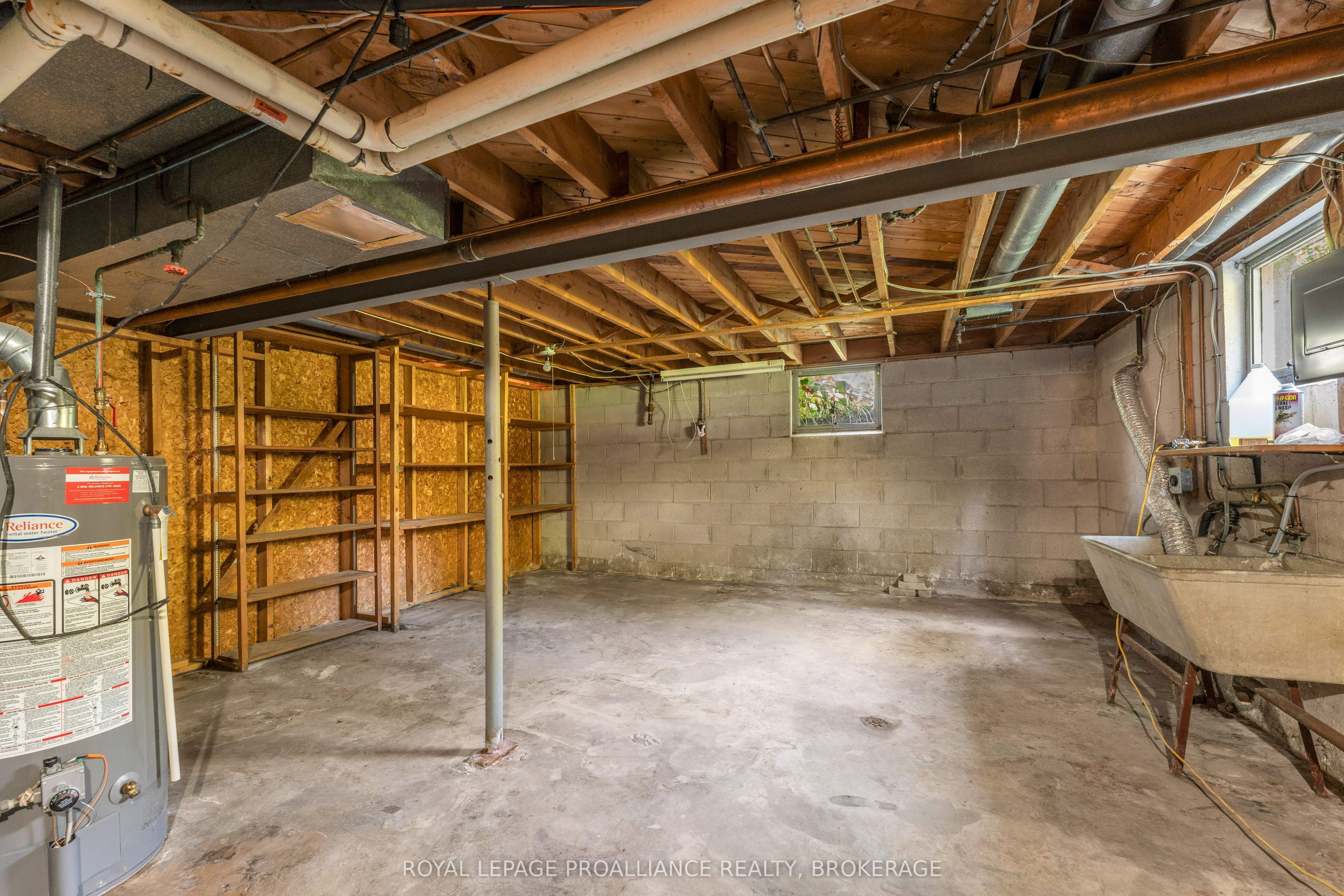421 Windward Place Property Photo 31
