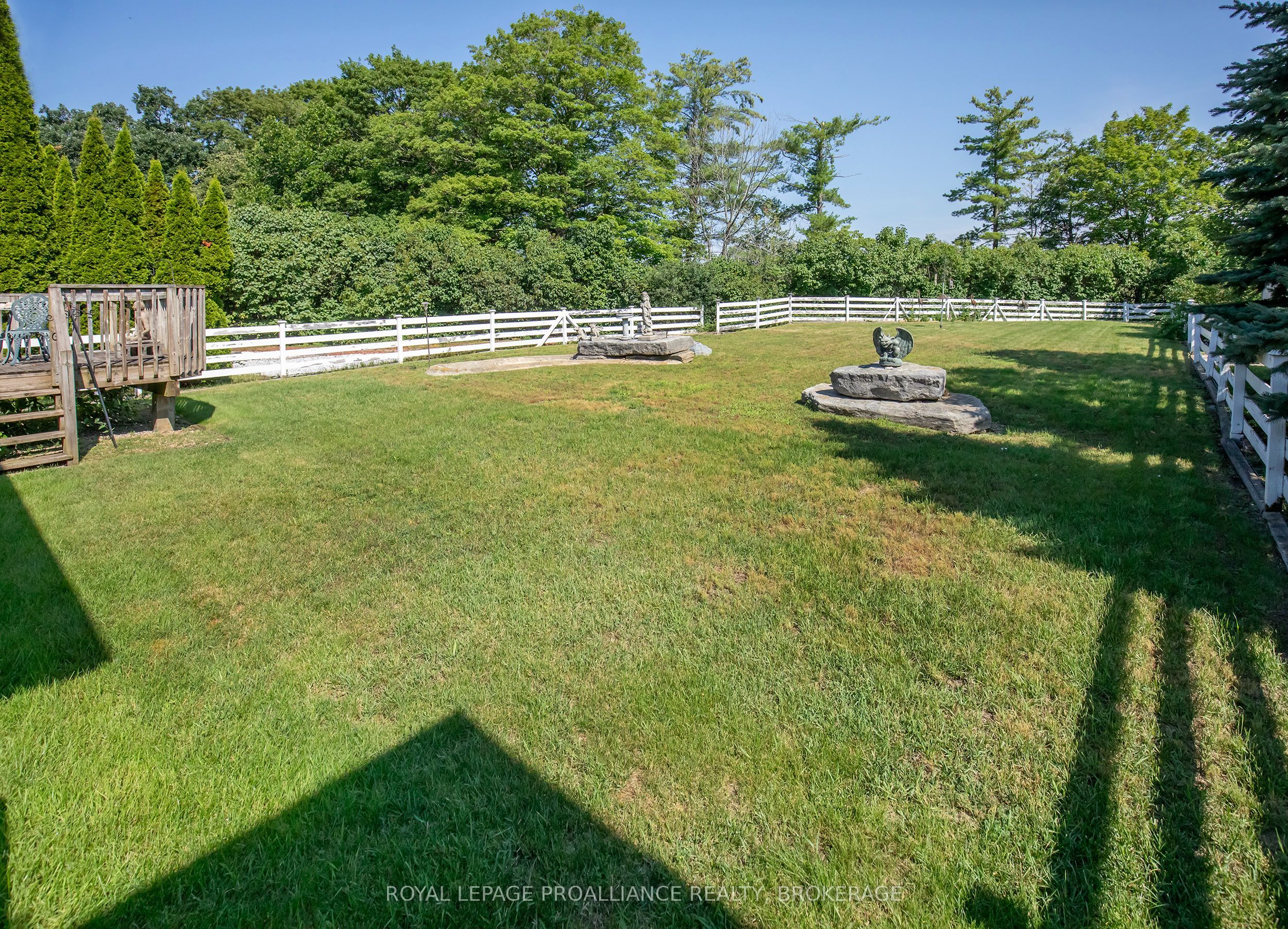 1098 Coverdale Drive Property Photo 29