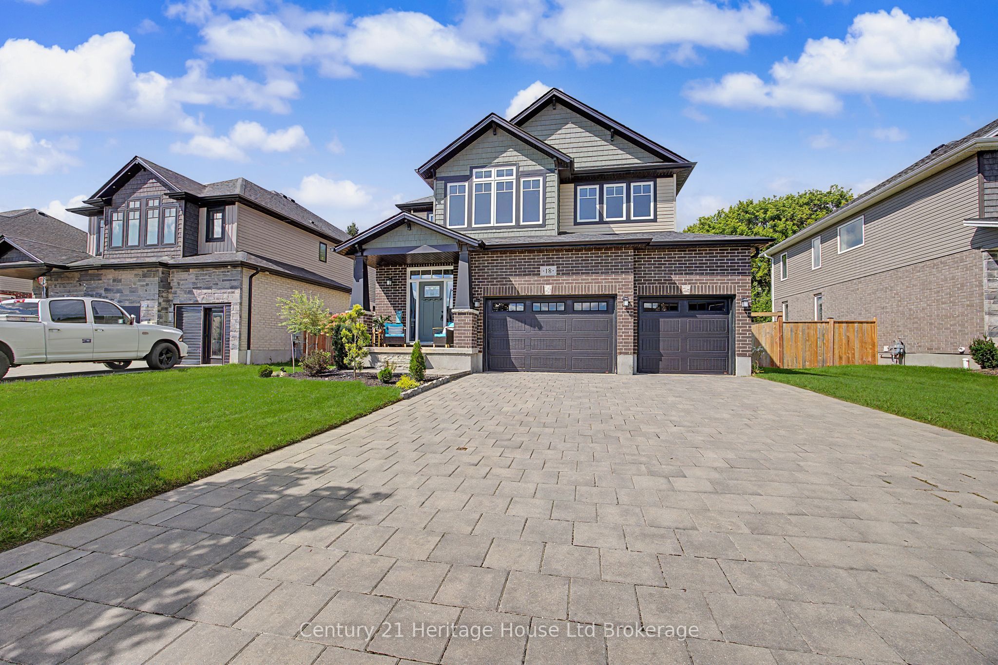 18 Darlison Drive Property Photo 1