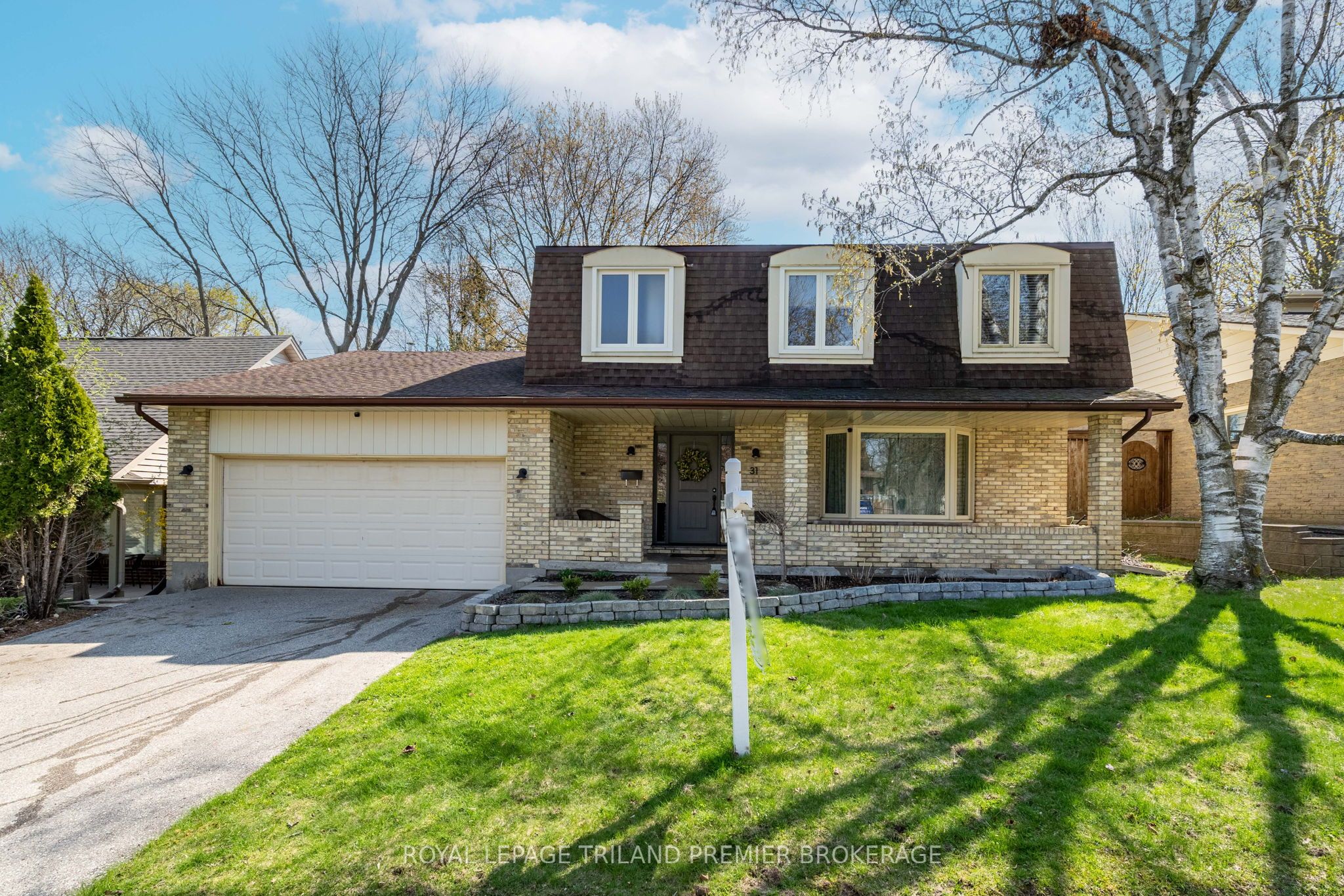 31 Foxcroft Crescent