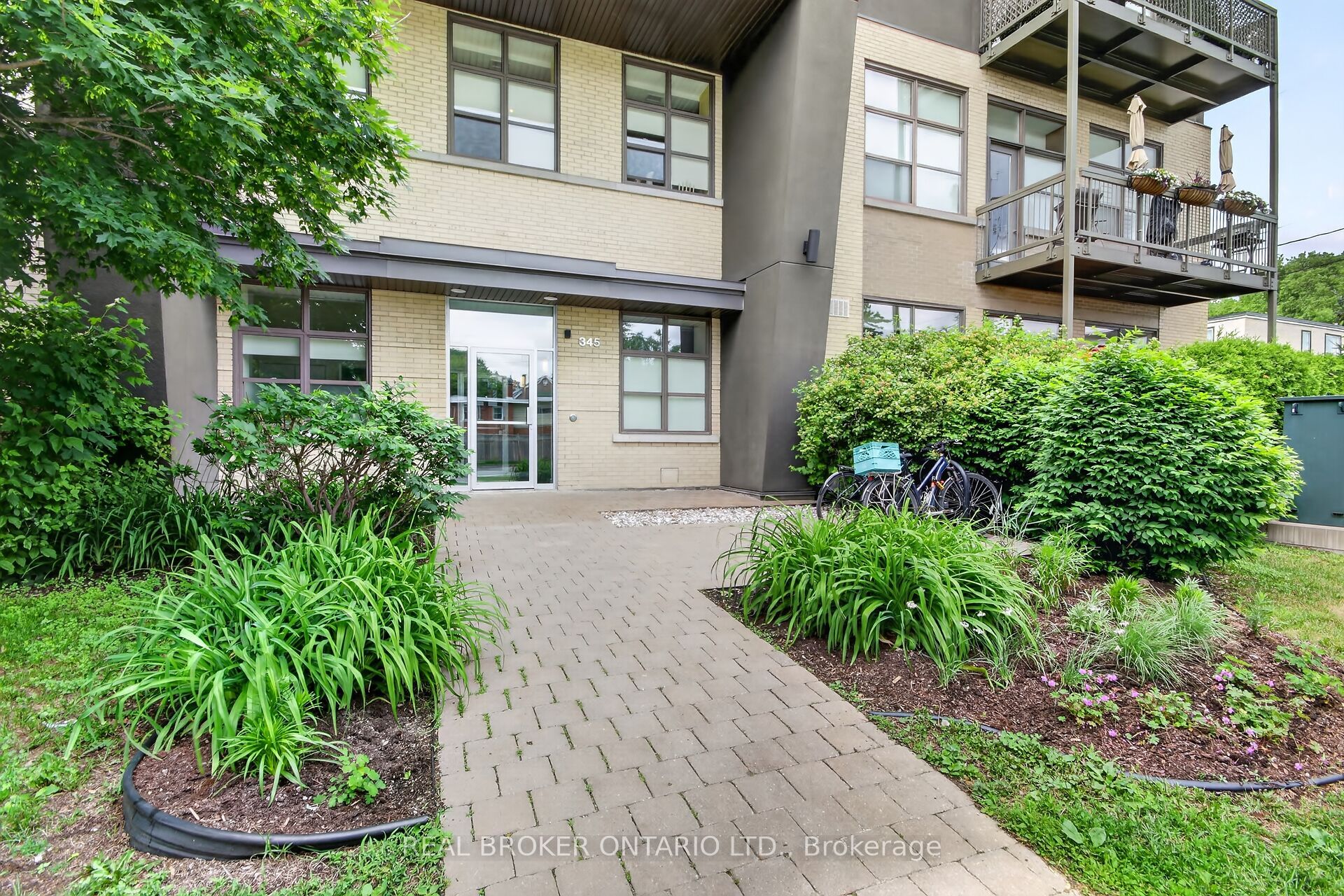 345 St Denis Street 207 Property Photo 2