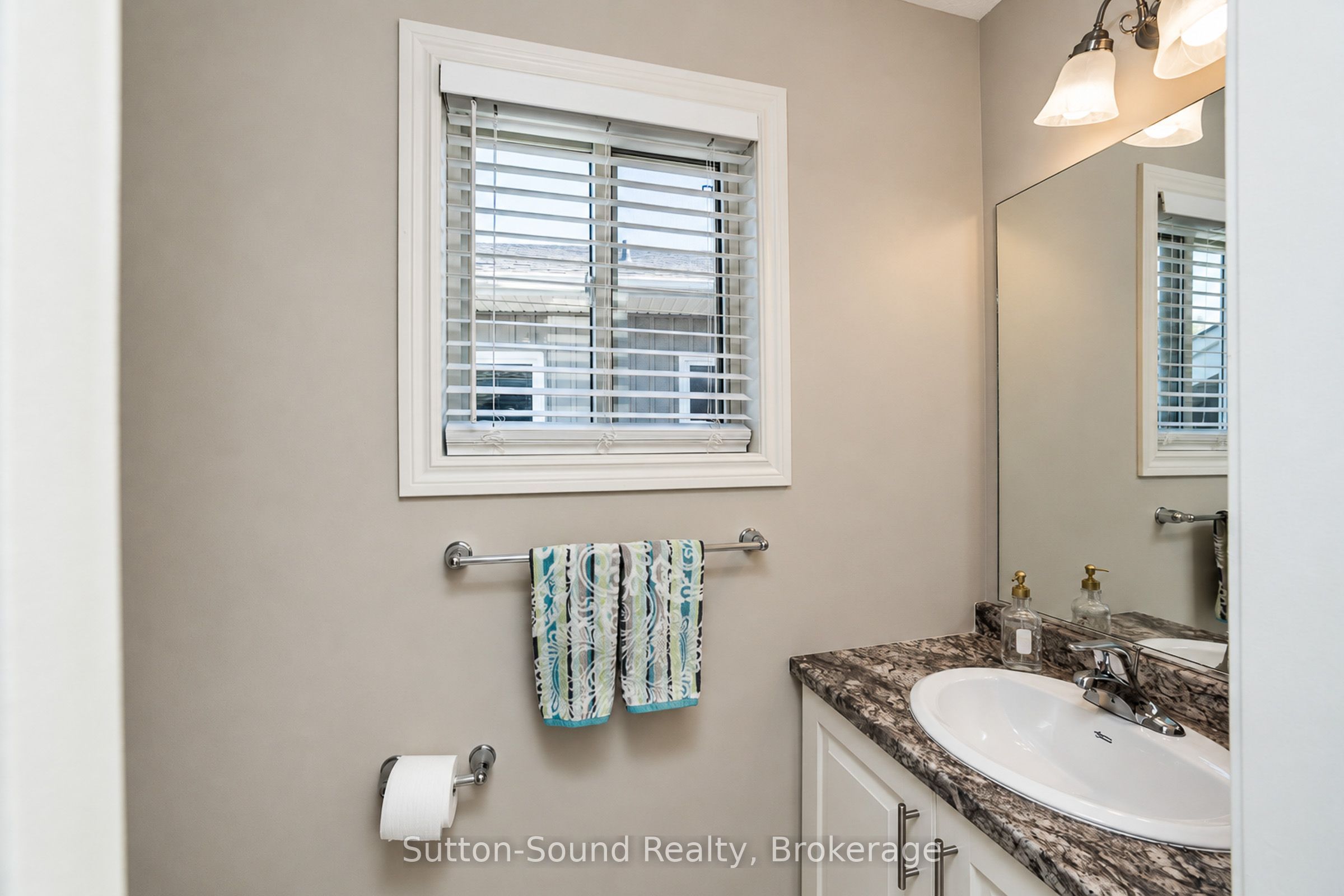 2327 10th Avenue E Property Photo 29