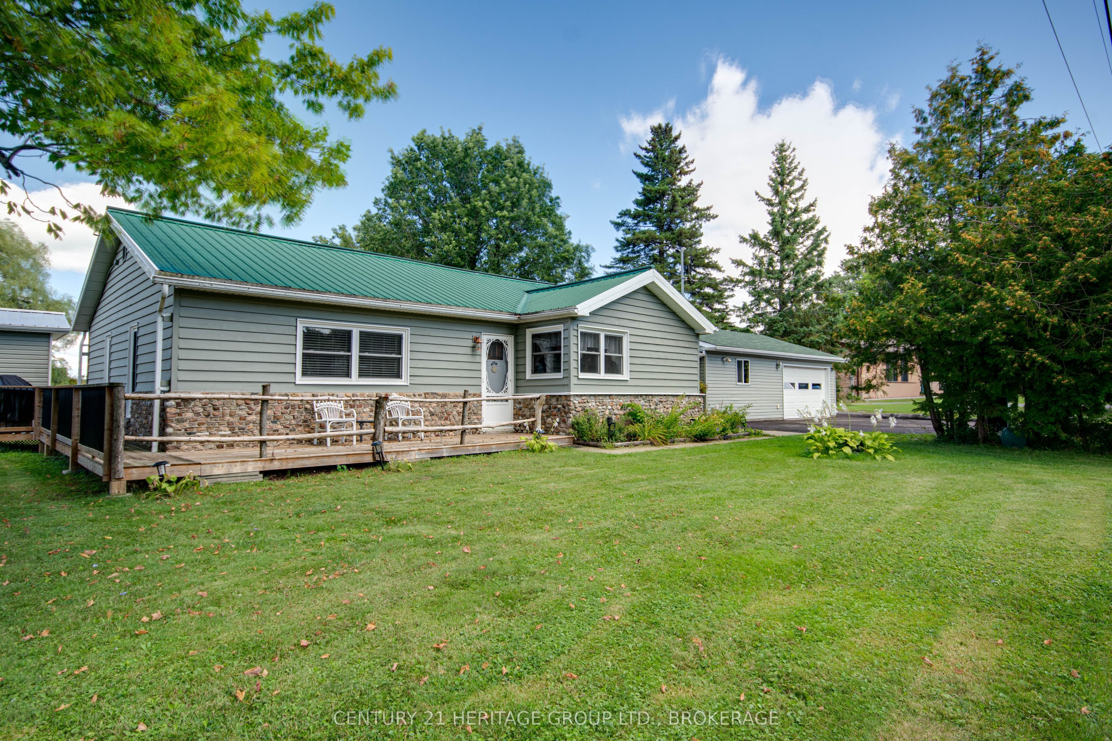492 Kingston Mills Road Property Photo 1