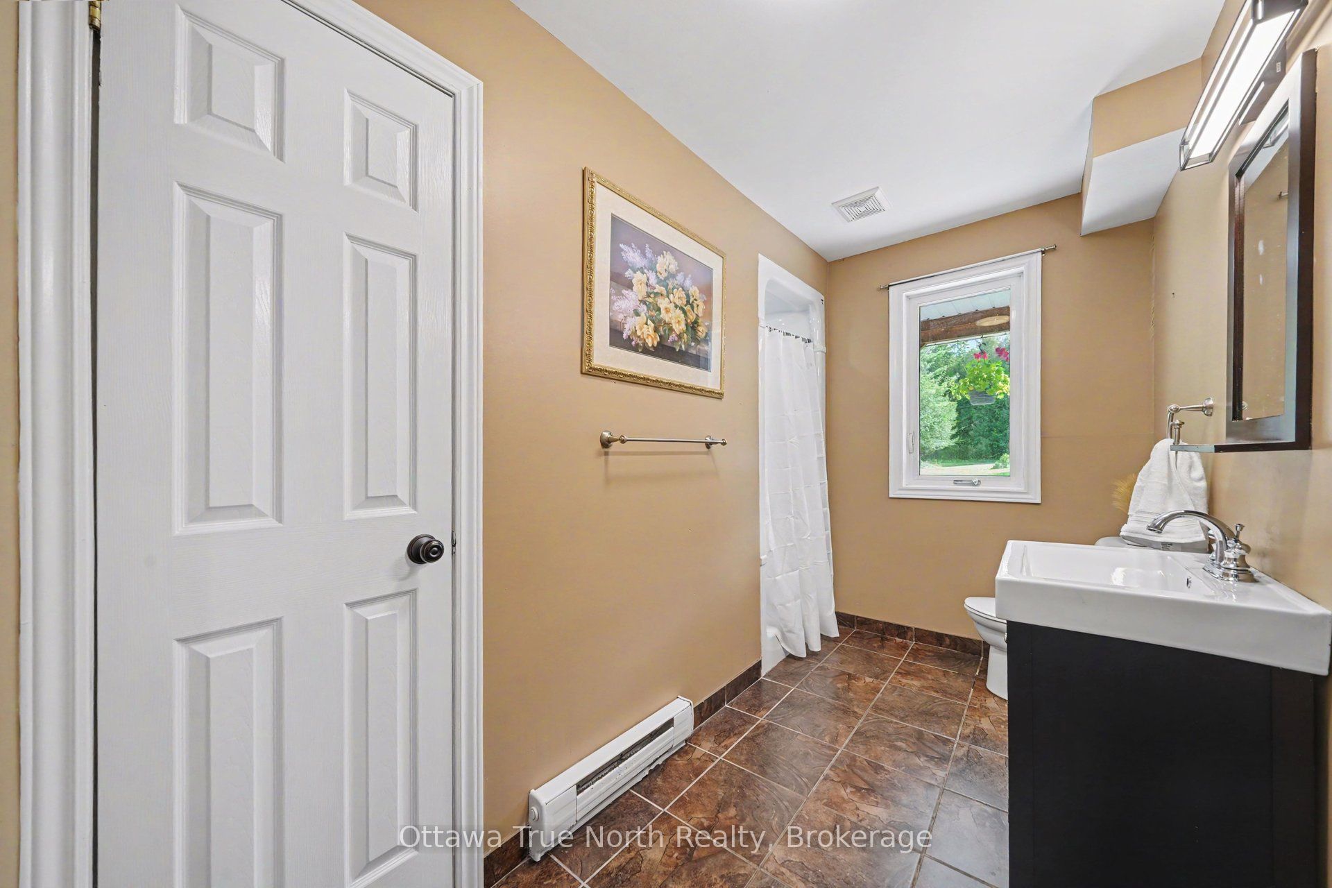 464 Dalhousie 1a Concession Property Photo 10