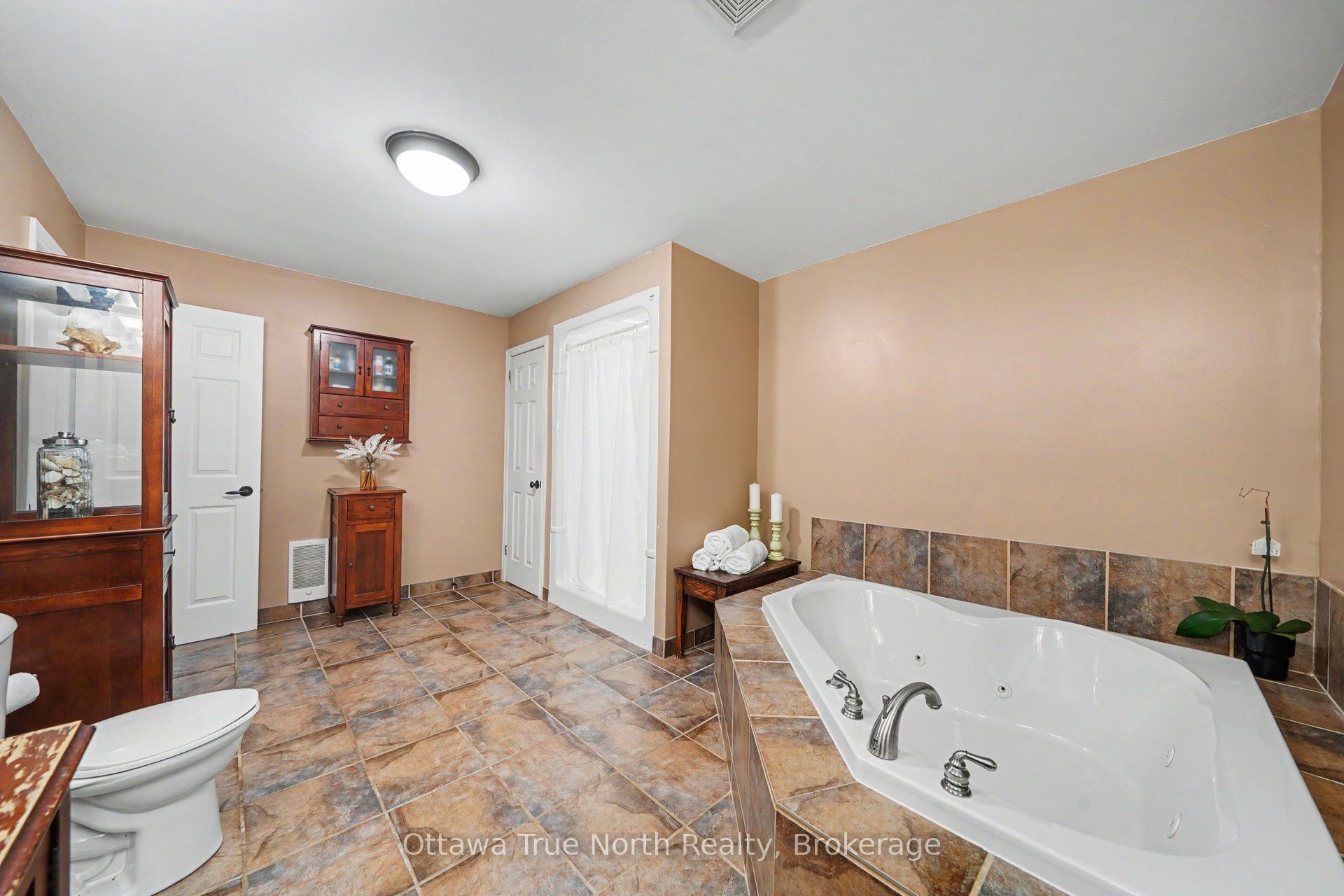 464 Dalhousie 1a Concession Property Photo 13