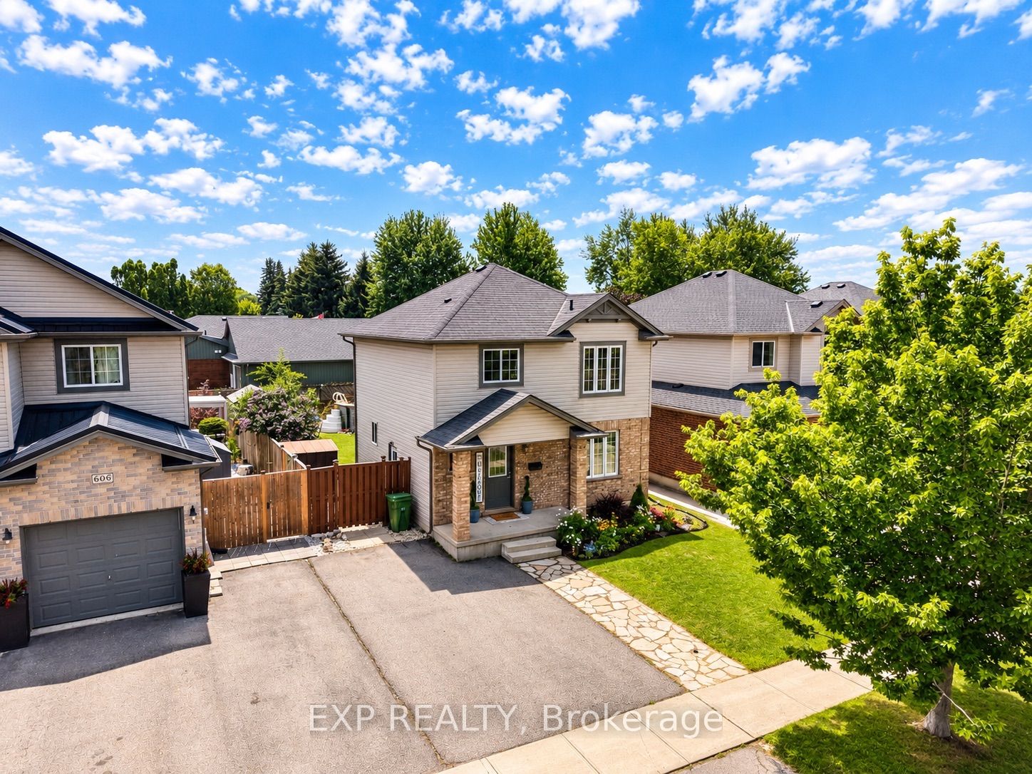 608 Highview Drive Property Photo 4