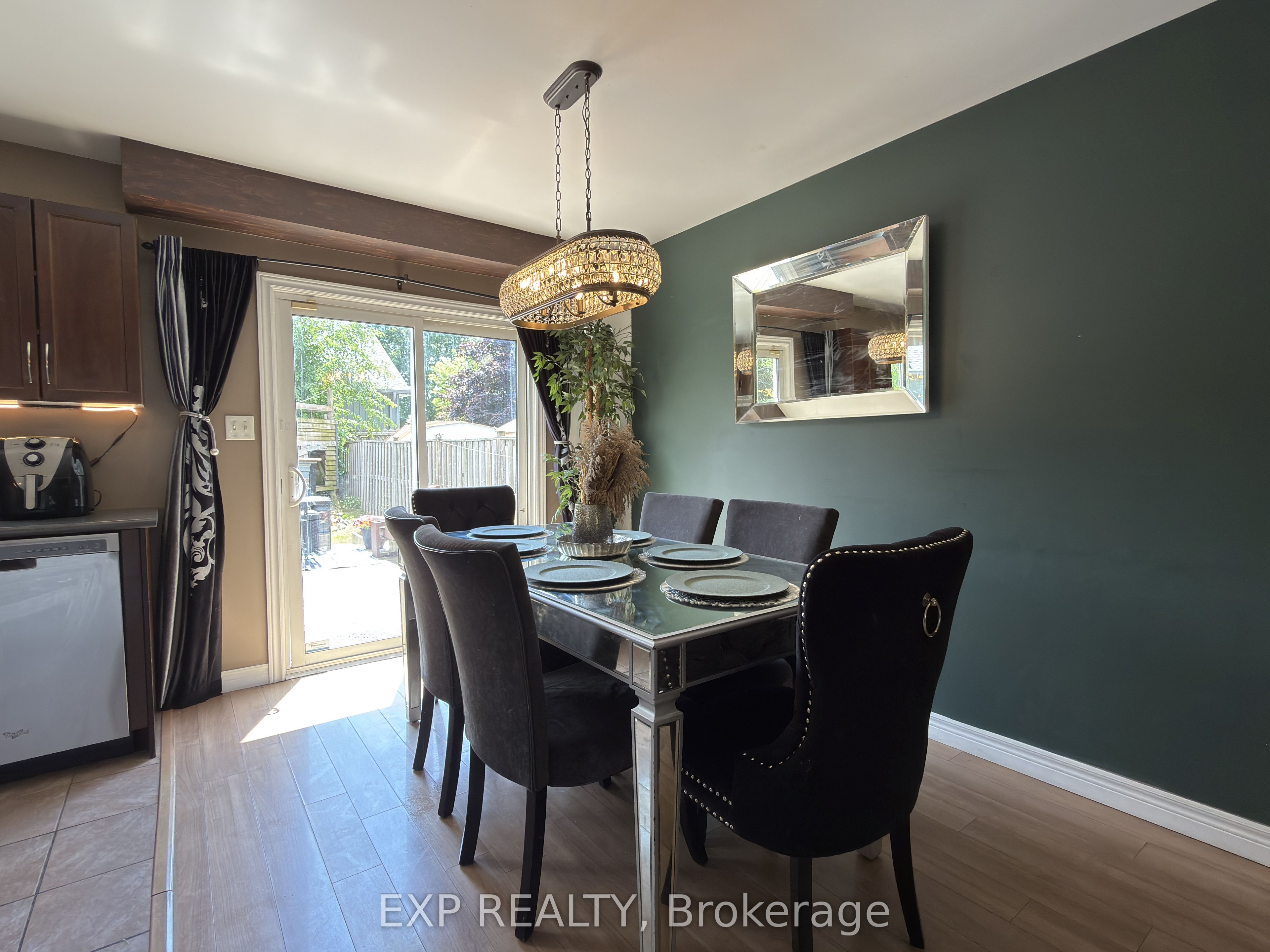 608 Highview Drive Property Photo 11
