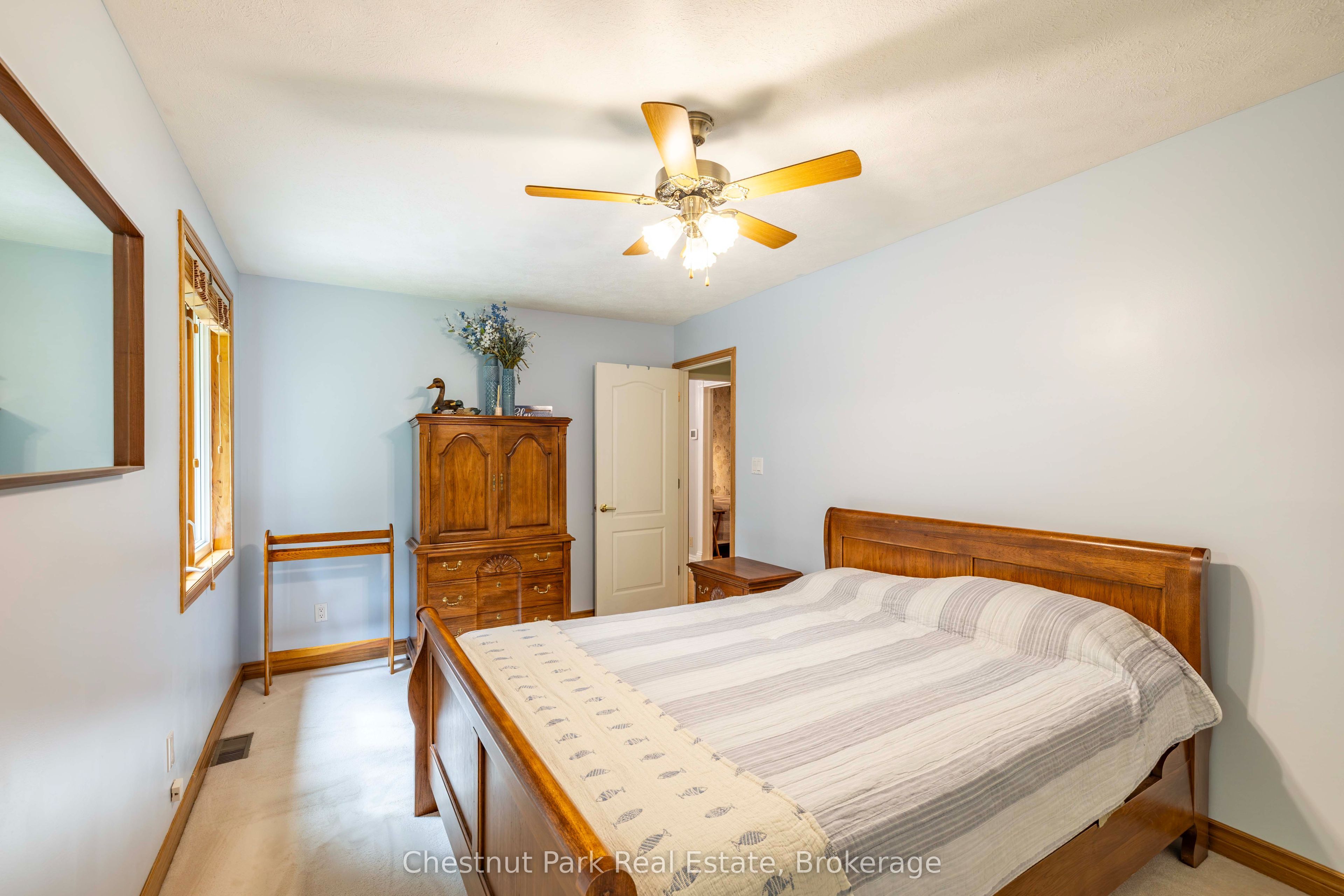 622454 Sideroad 7 Property Photo 18