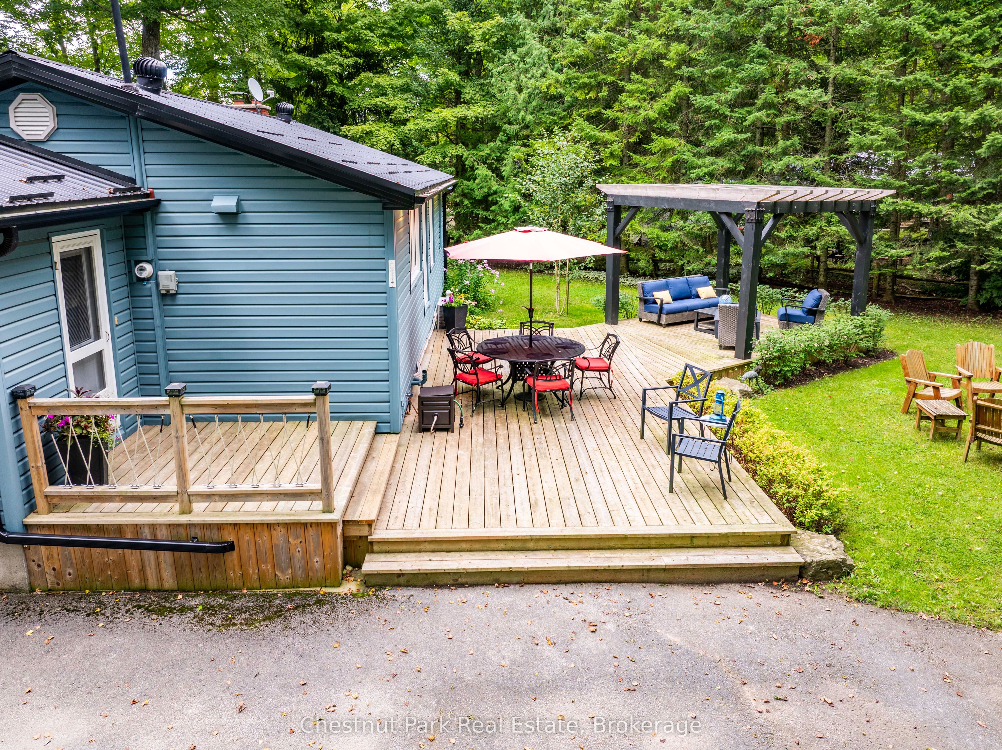 622454 Sideroad 7 Property Photo 37