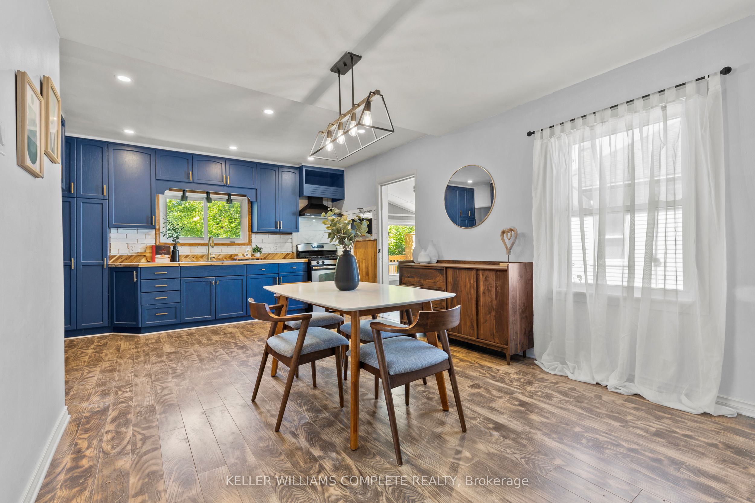 10 Monck Street Property Photo 7