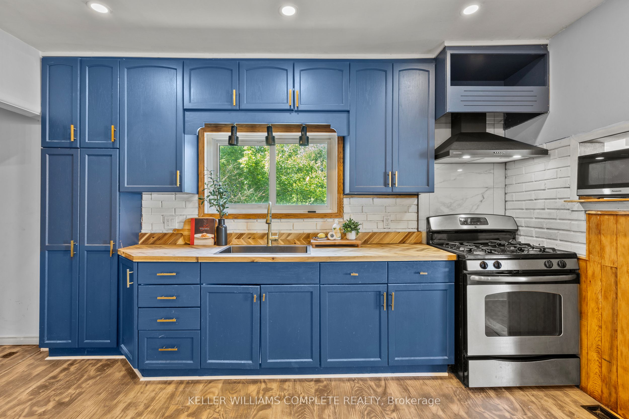 10 Monck Street Property Photo 12