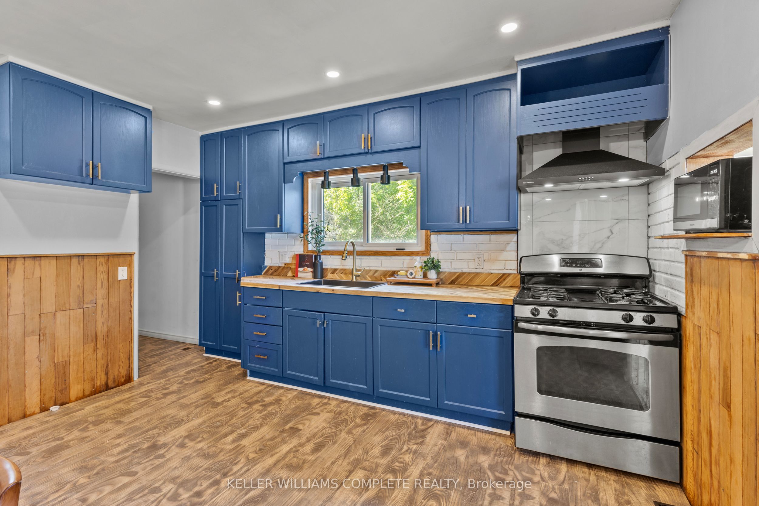 10 Monck Street Property Photo 13