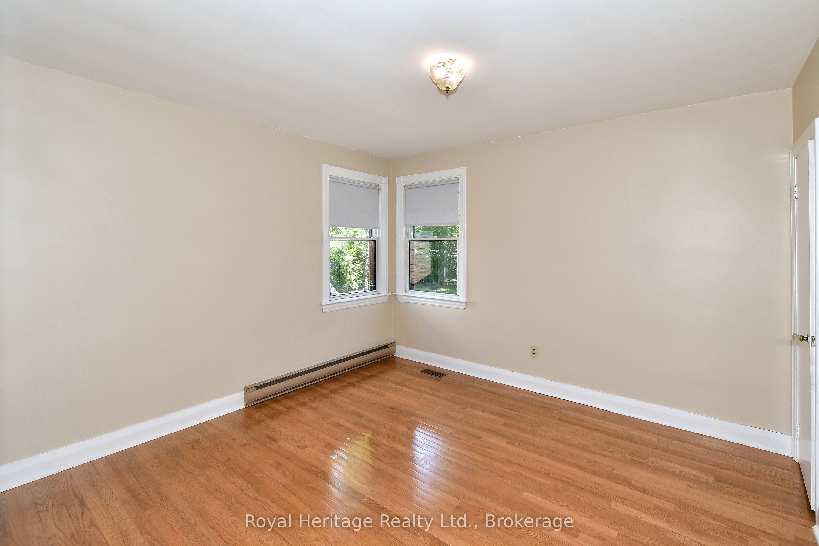 476 King George Street Property Photo 9