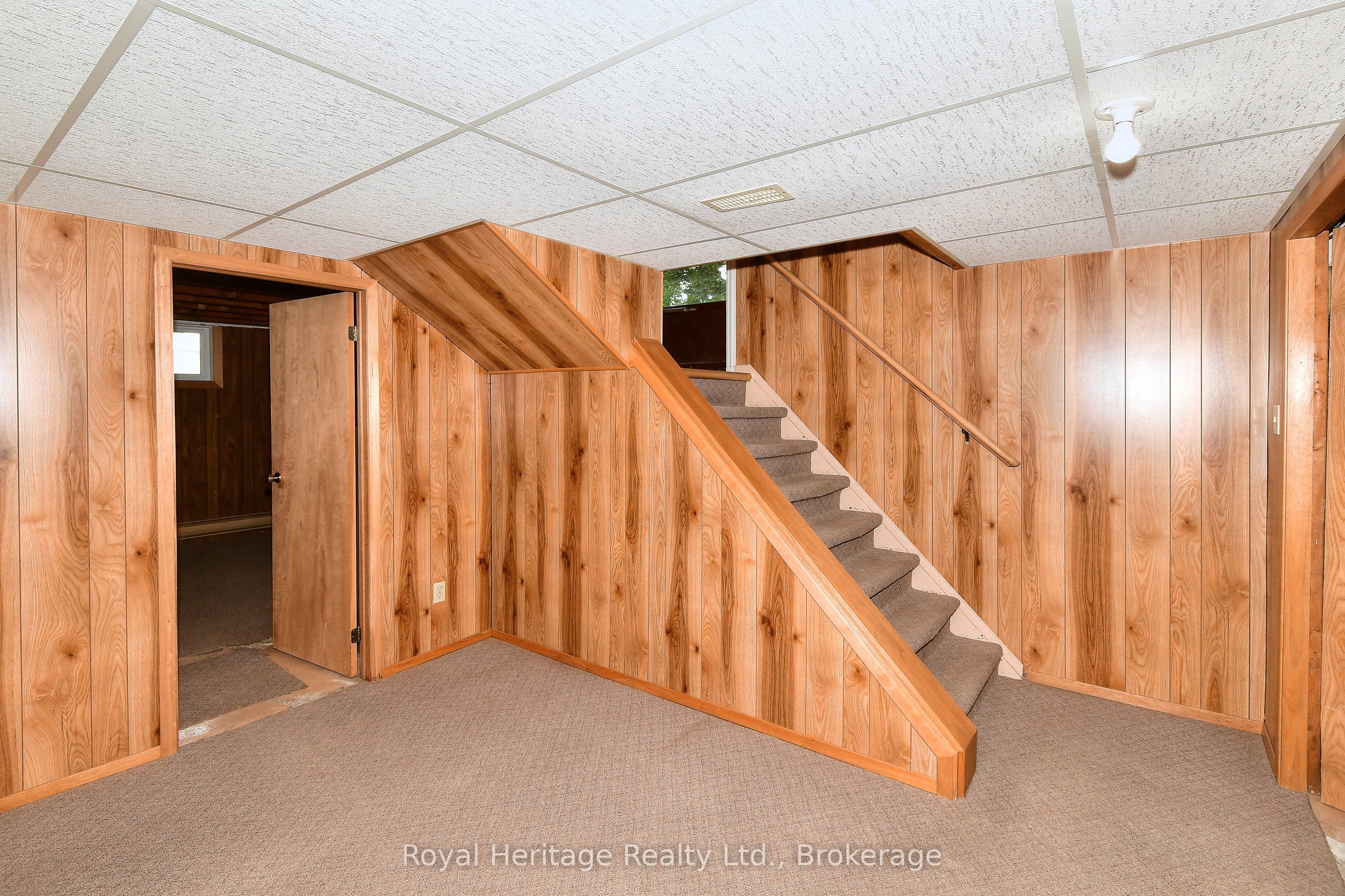 476 King George Street Property Photo 15