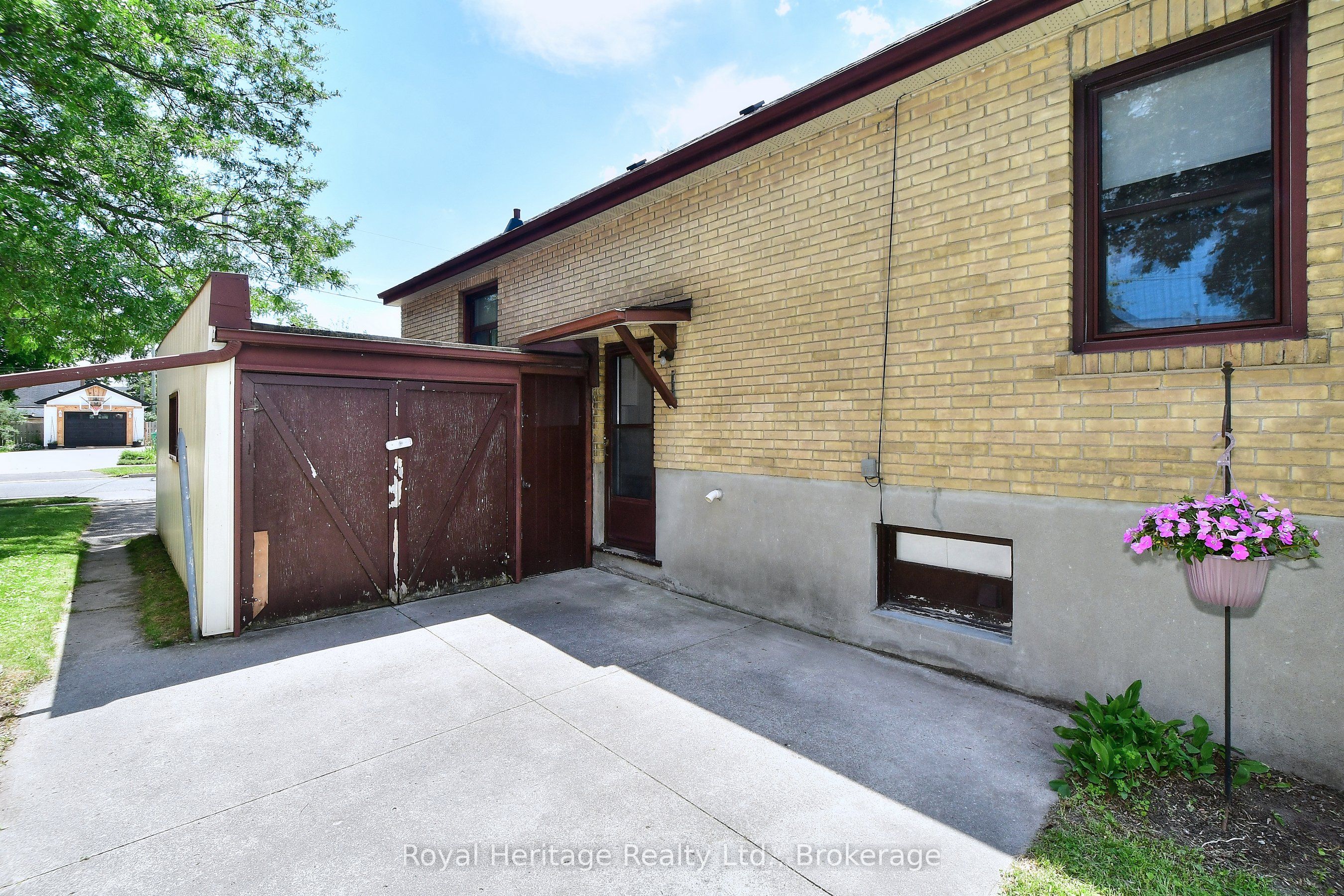 476 King George Street Property Photo 25