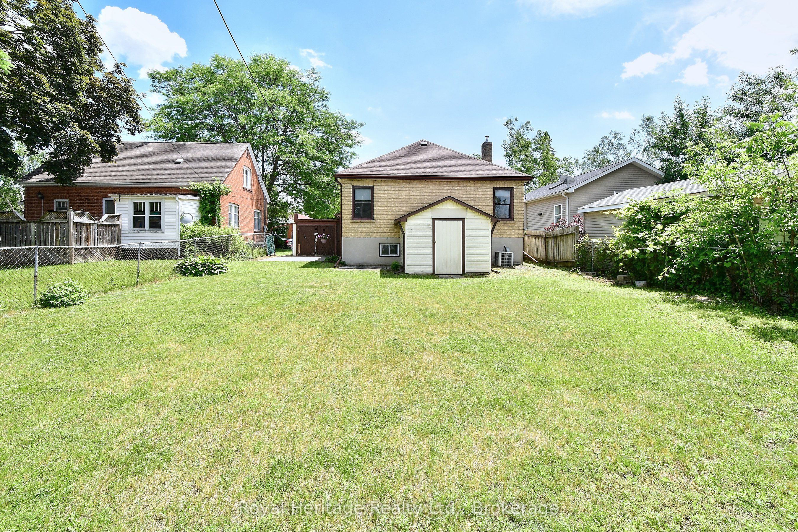 476 King George Street Property Photo 27