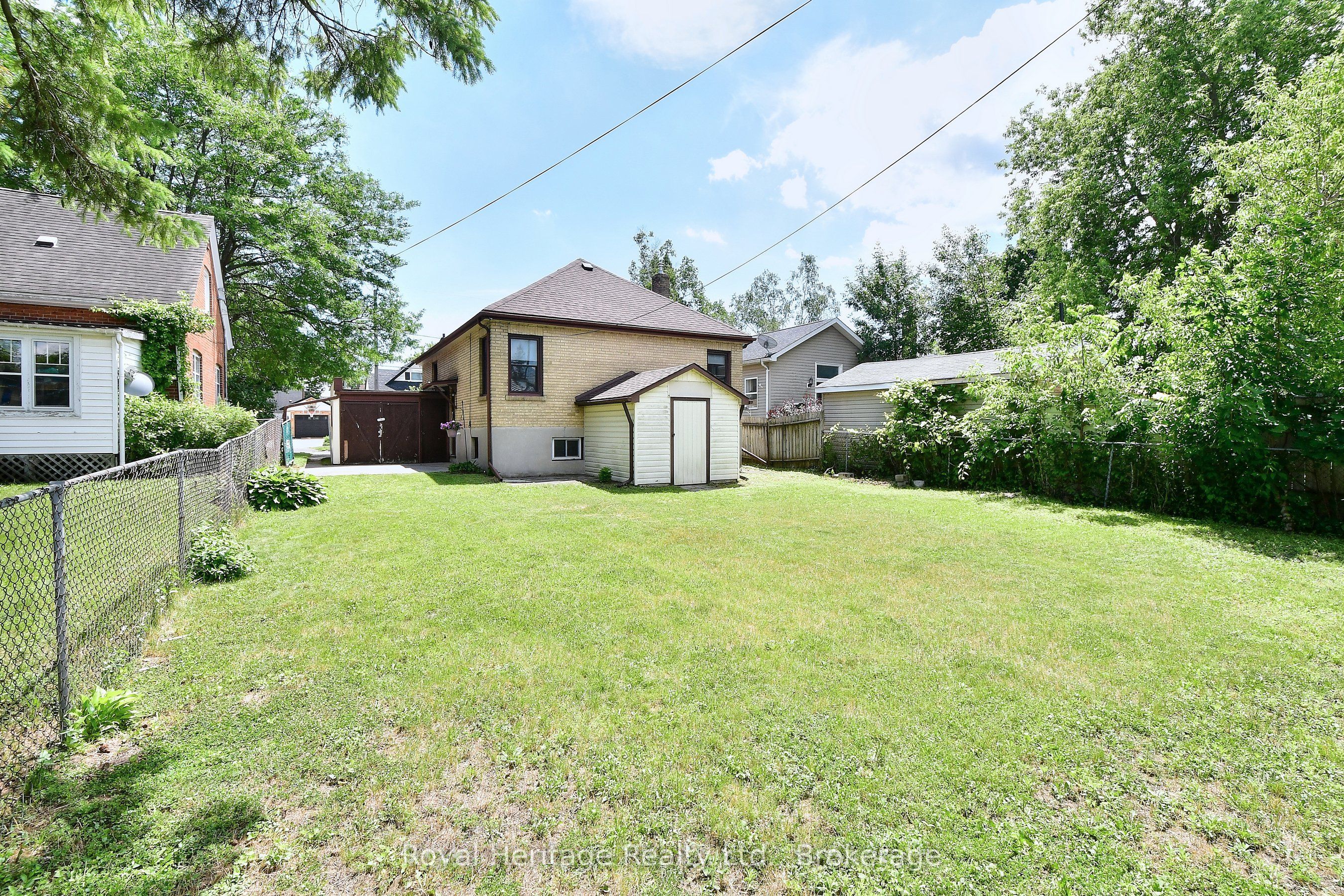 476 King George Street Property Photo 28