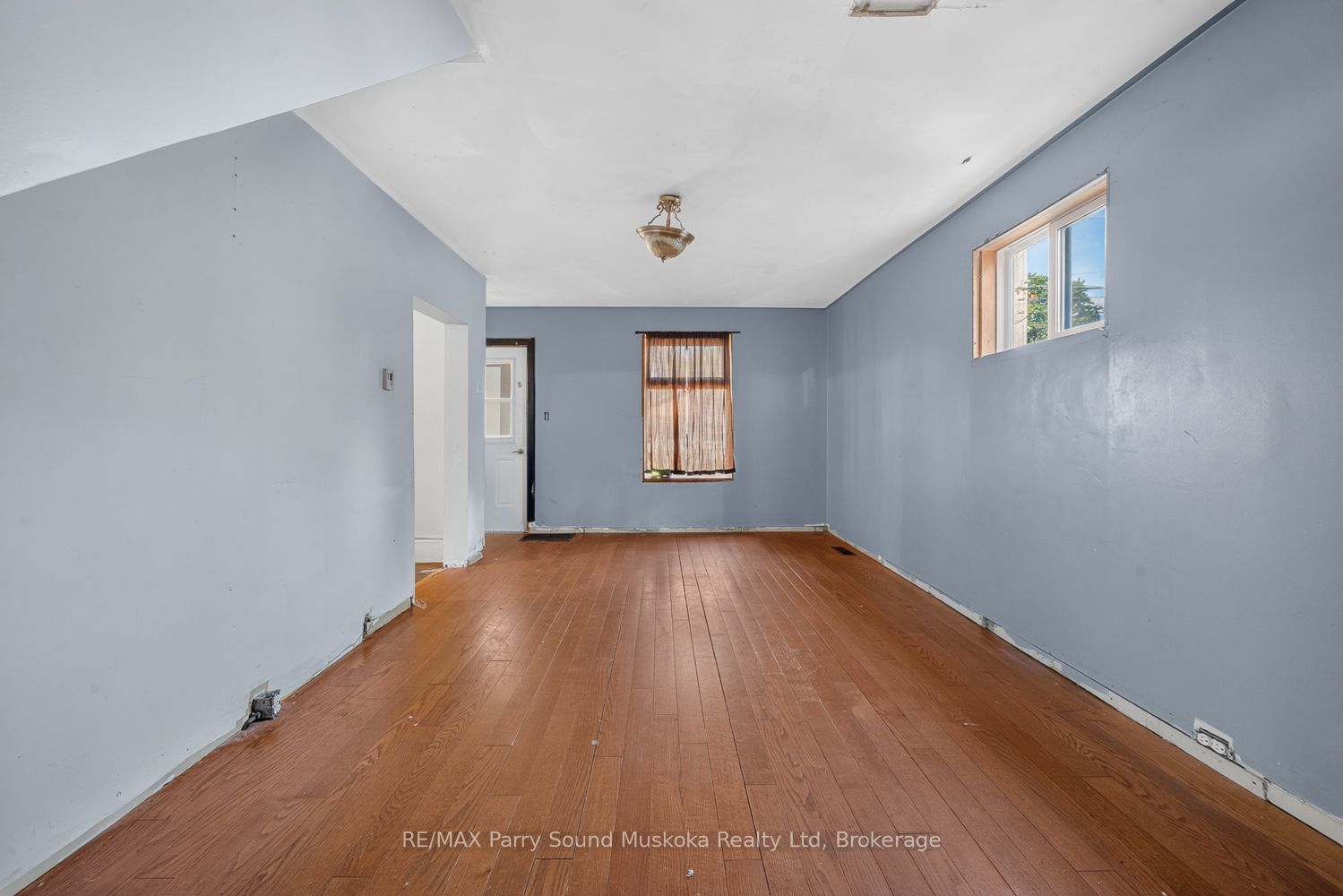 5 Wakefield Street Property Photo 15