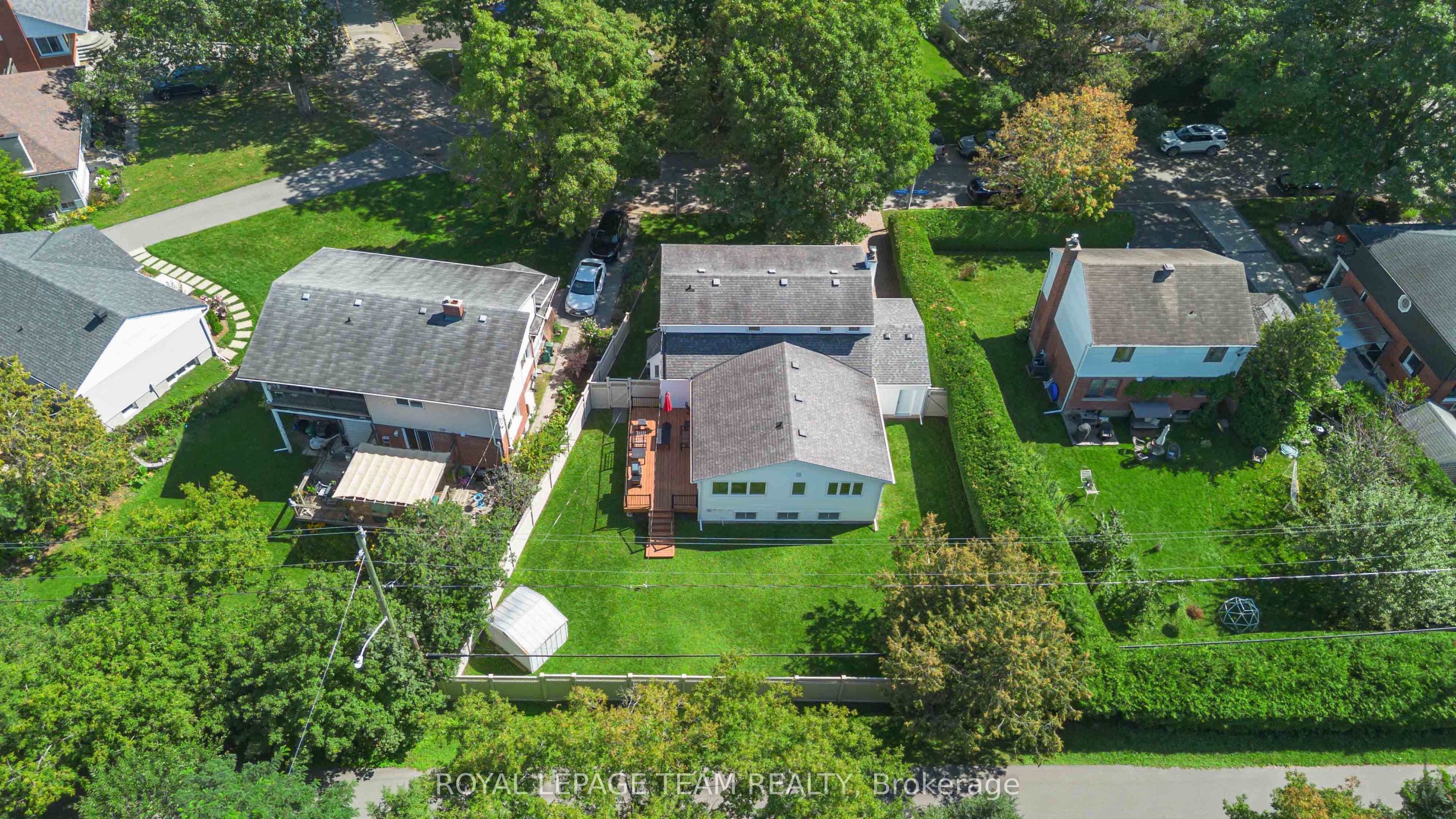 115 Mountbatten Avenue Property Photo 3