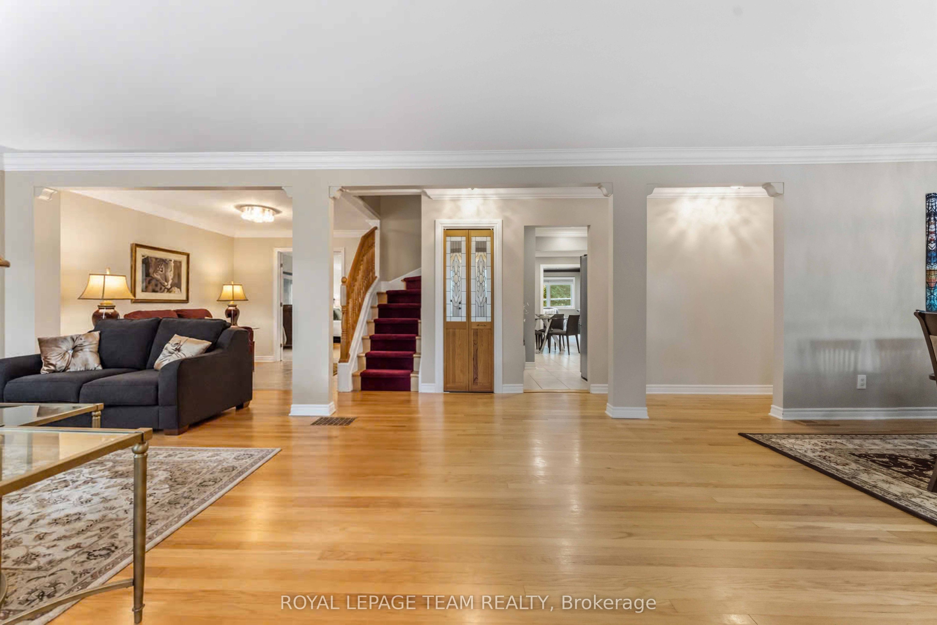 115 Mountbatten Avenue Property Photo 6
