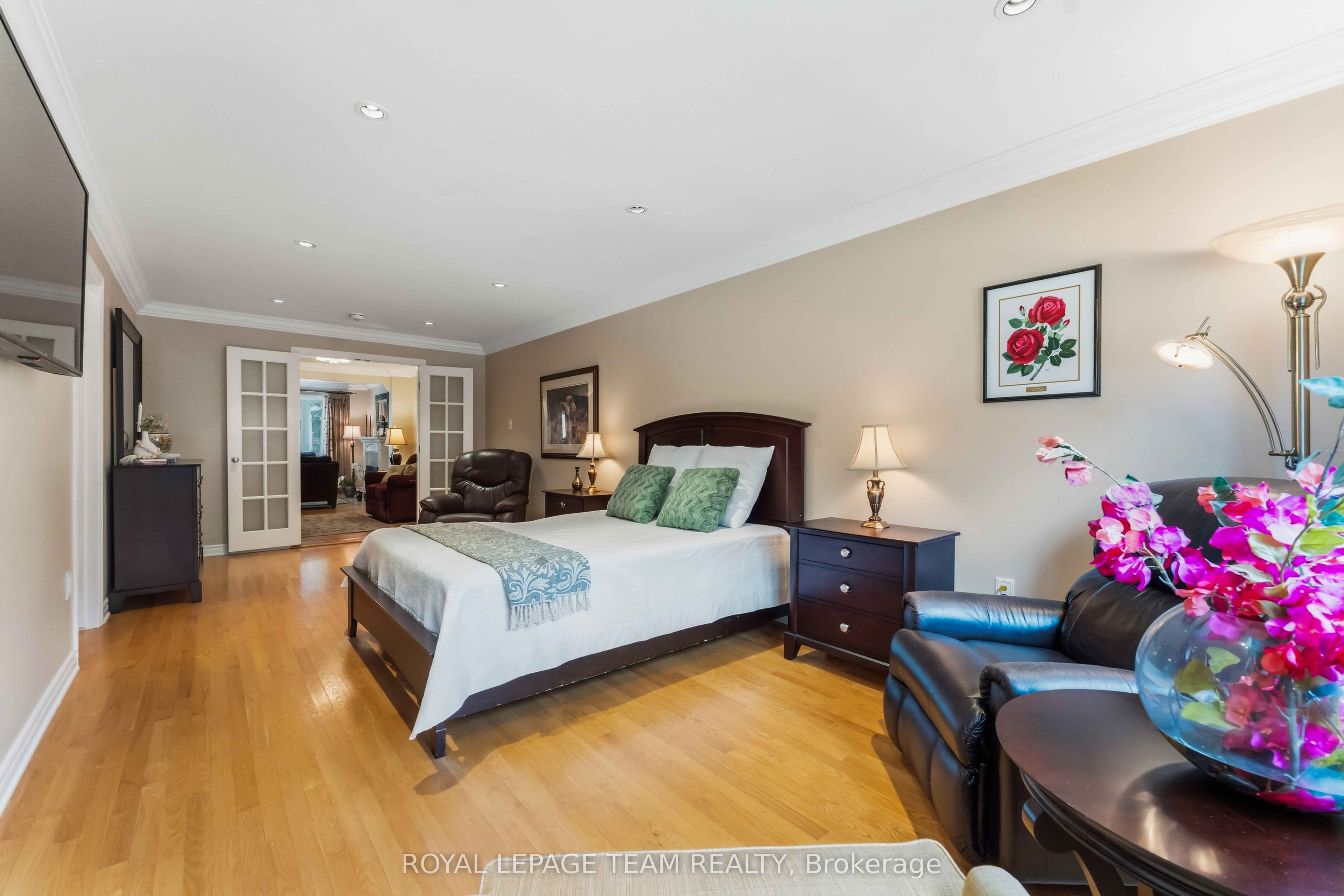 115 Mountbatten Avenue Property Photo 16