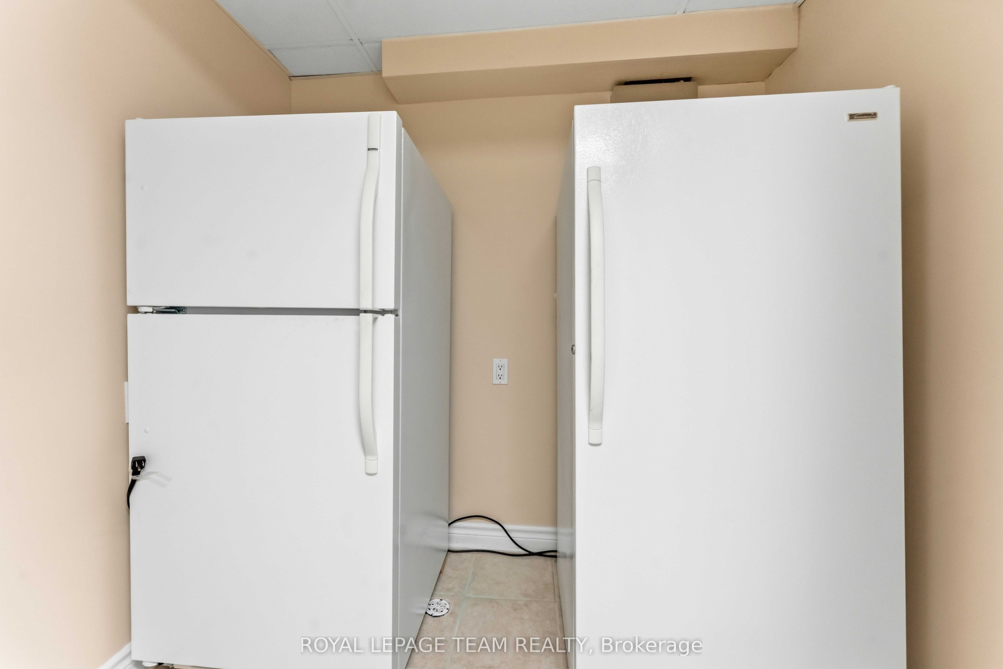 115 Mountbatten Avenue Property Photo 37