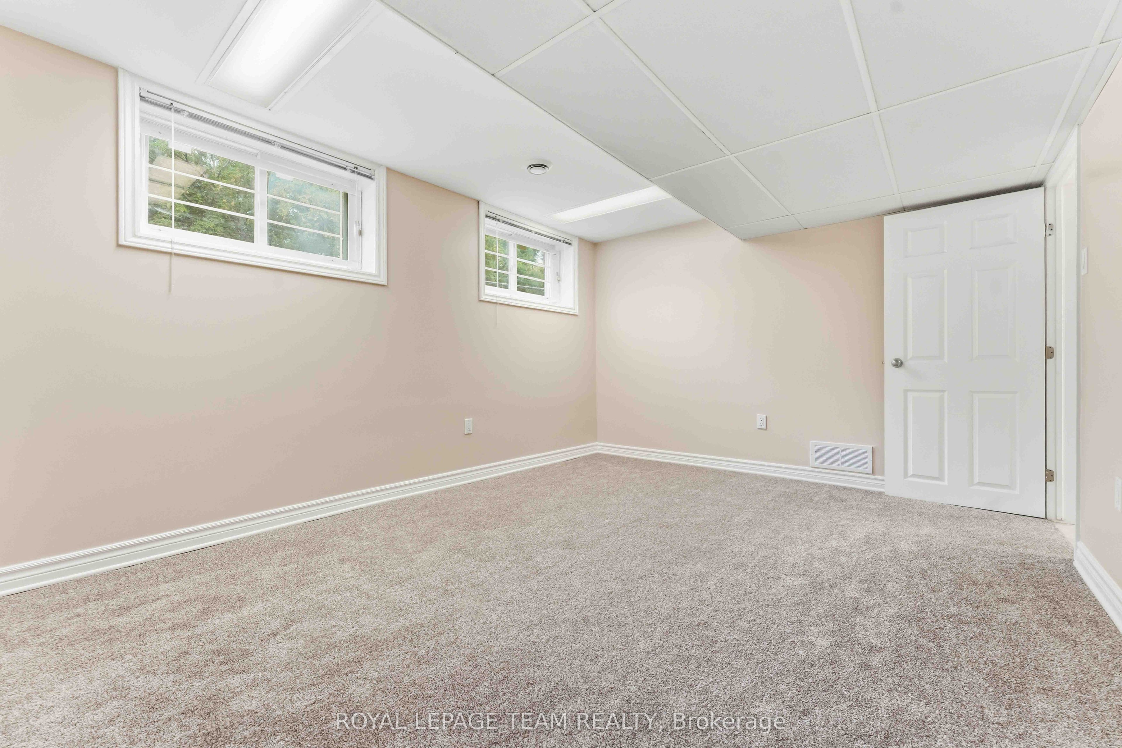 115 Mountbatten Avenue Property Photo 40