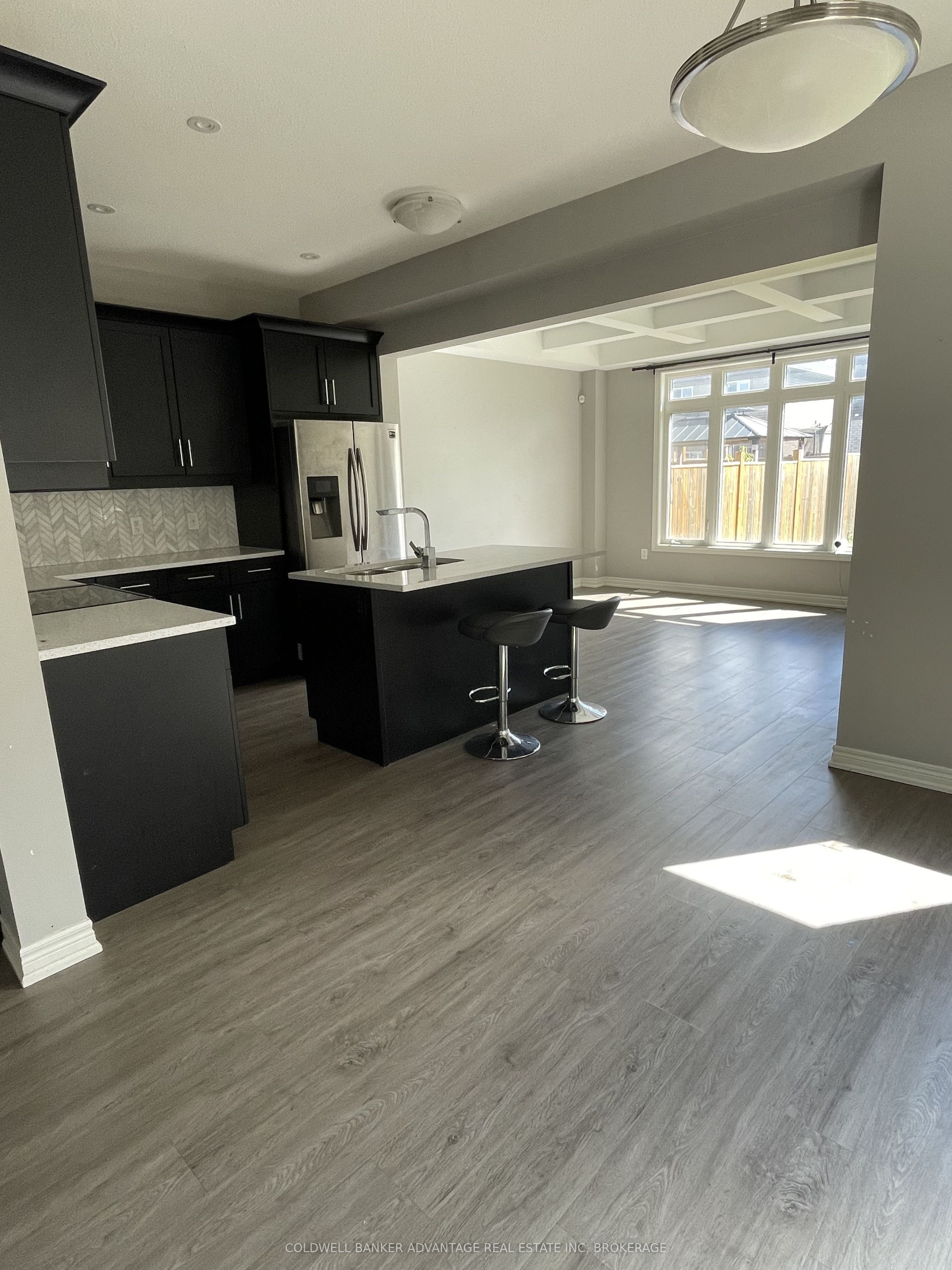 9577 Tallgrass Street Property Photo 4