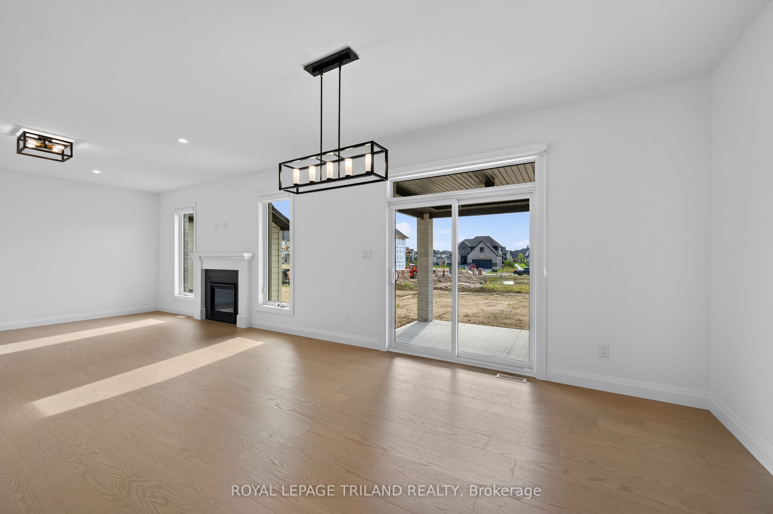 6777 Heathwoods Avenue Property Photo 13