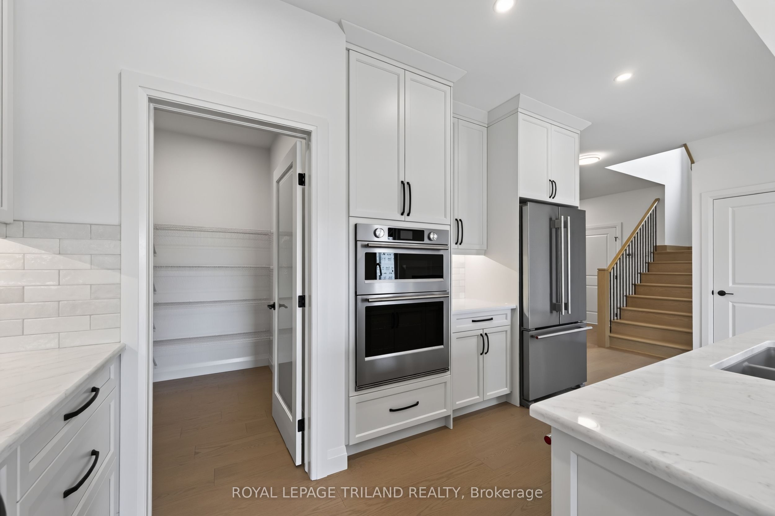 6777 Heathwoods Avenue Property Photo 16